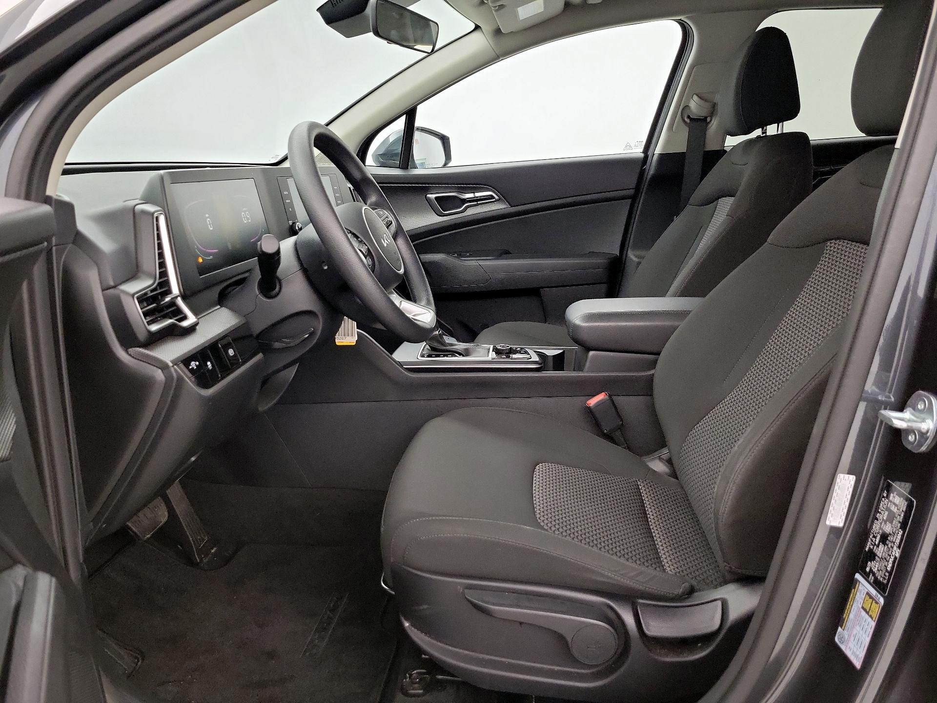 Thumbnail: 2023 Kia Sportage - 11