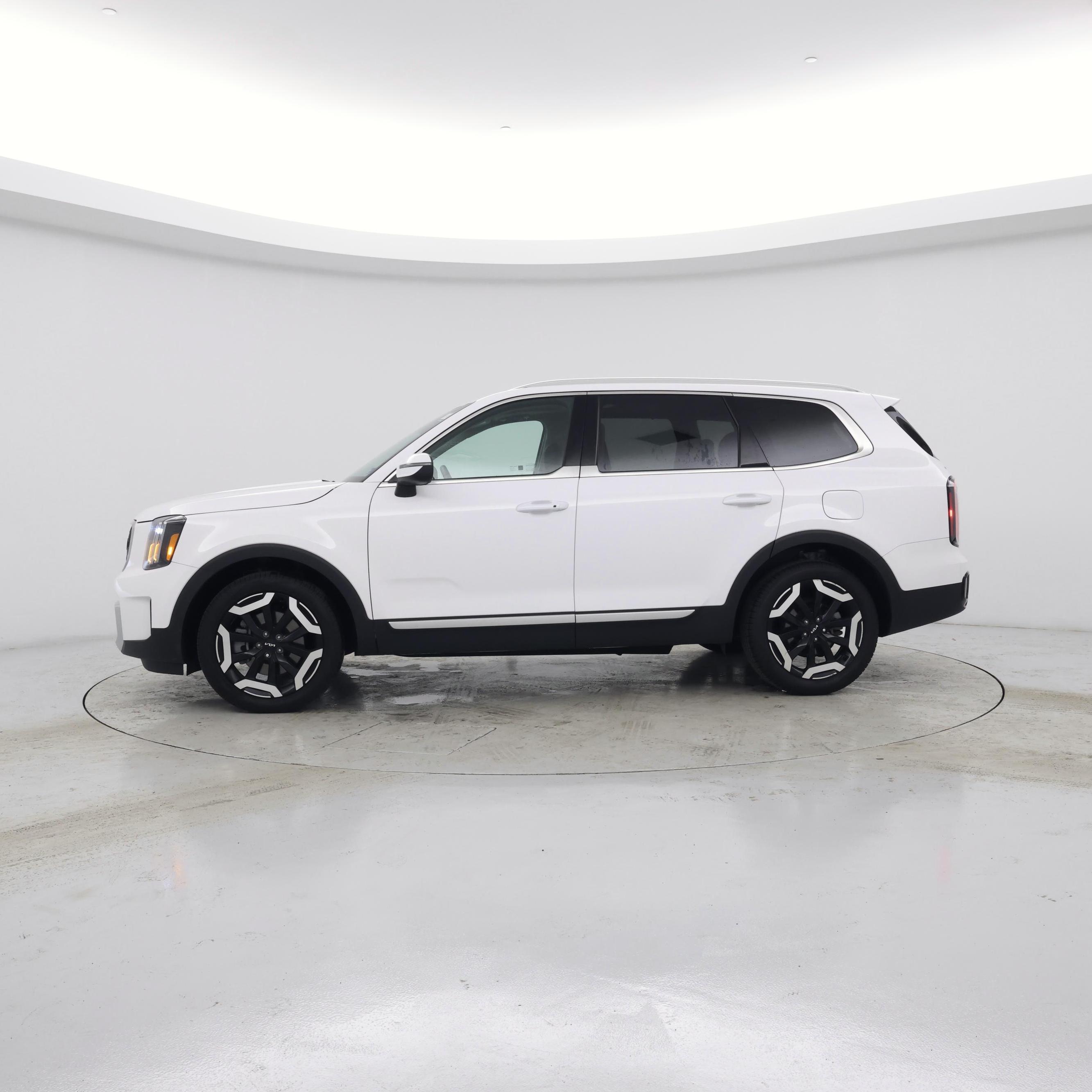 Thumbnail: 2024 Kia Telluride - 3
