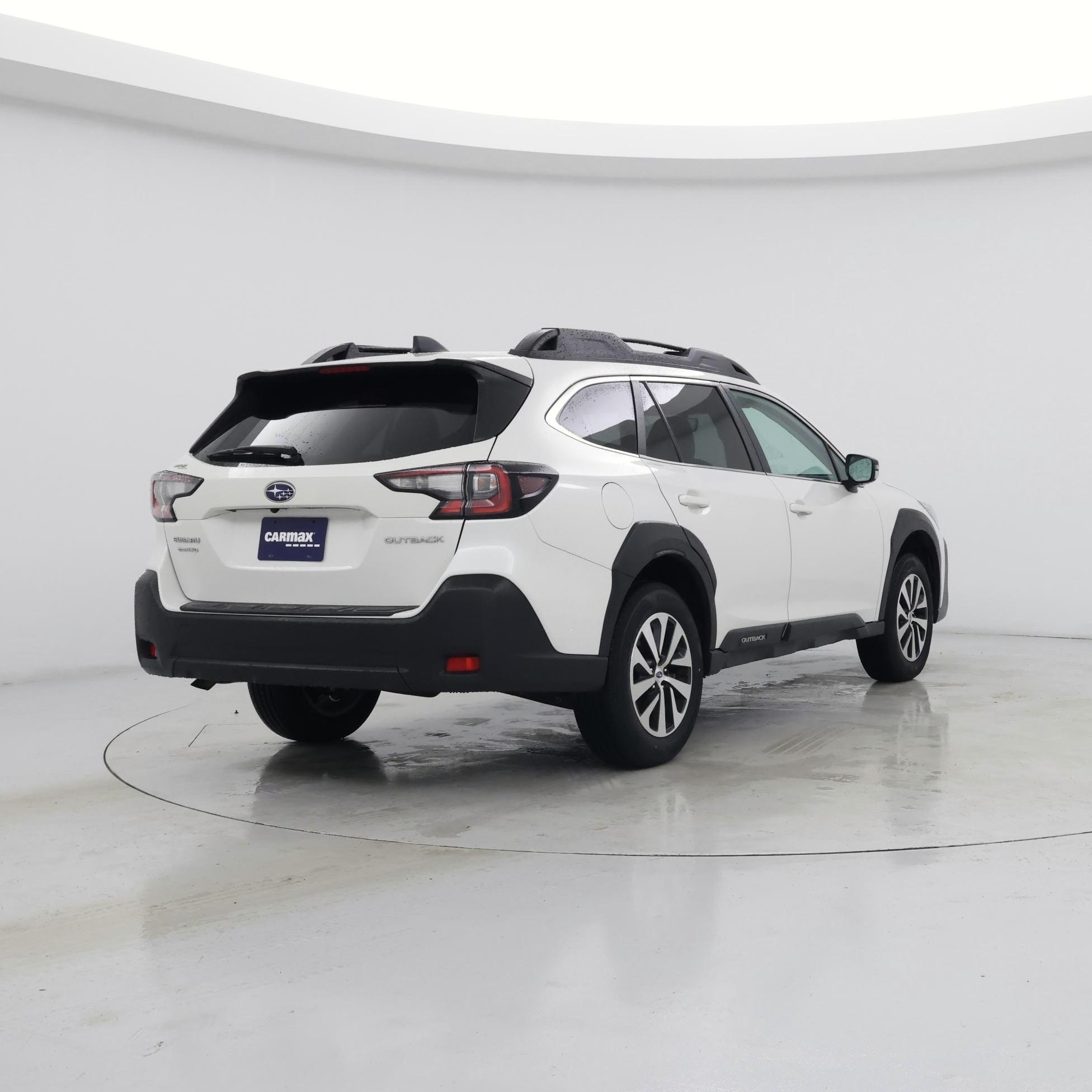 Thumbnail: 2023 Subaru Outback - 8