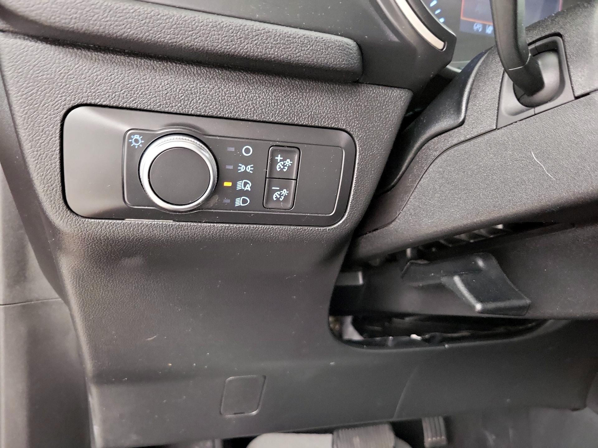 Thumbnail: 2021 Ford Escape - 13