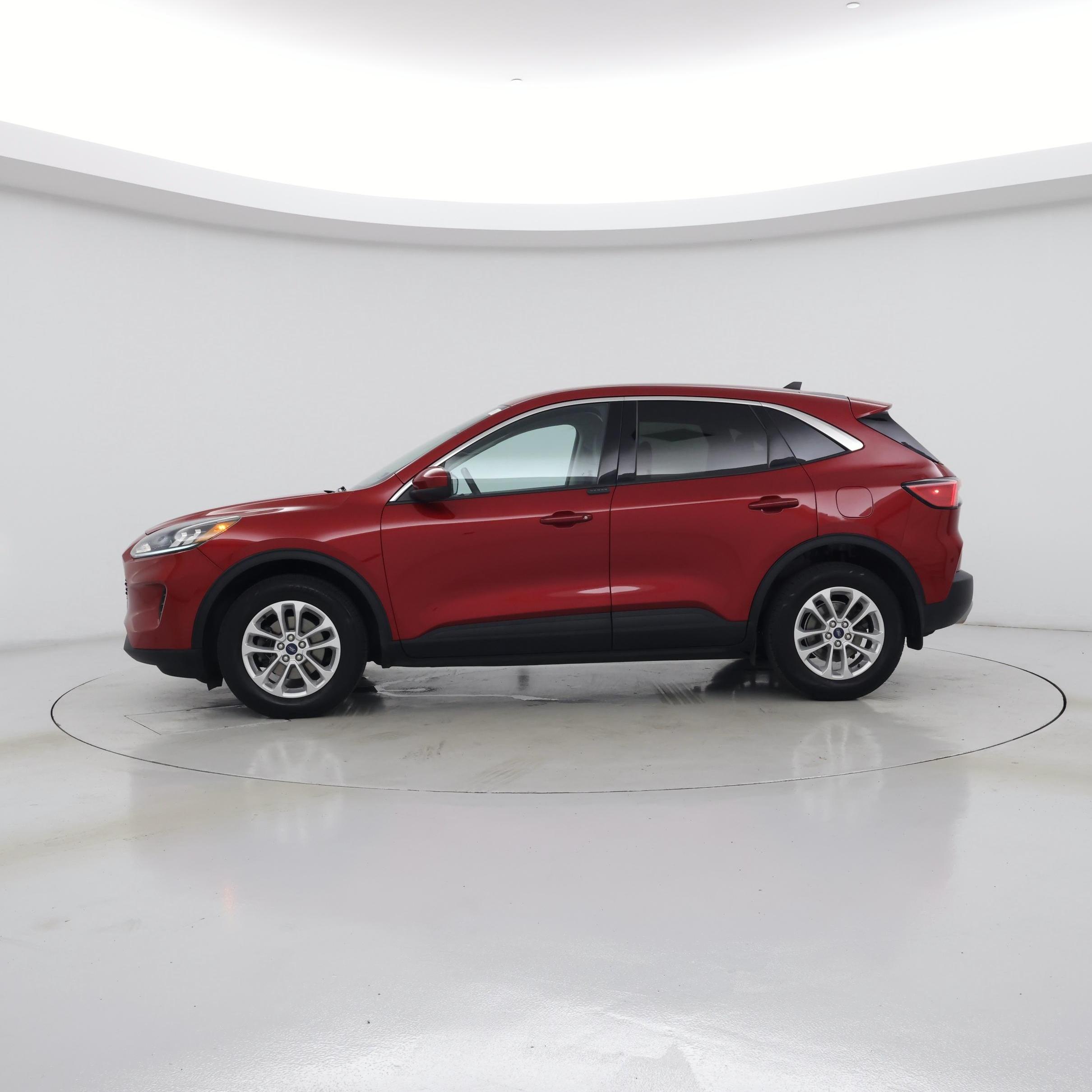 Thumbnail: 2021 Ford Escape - 3