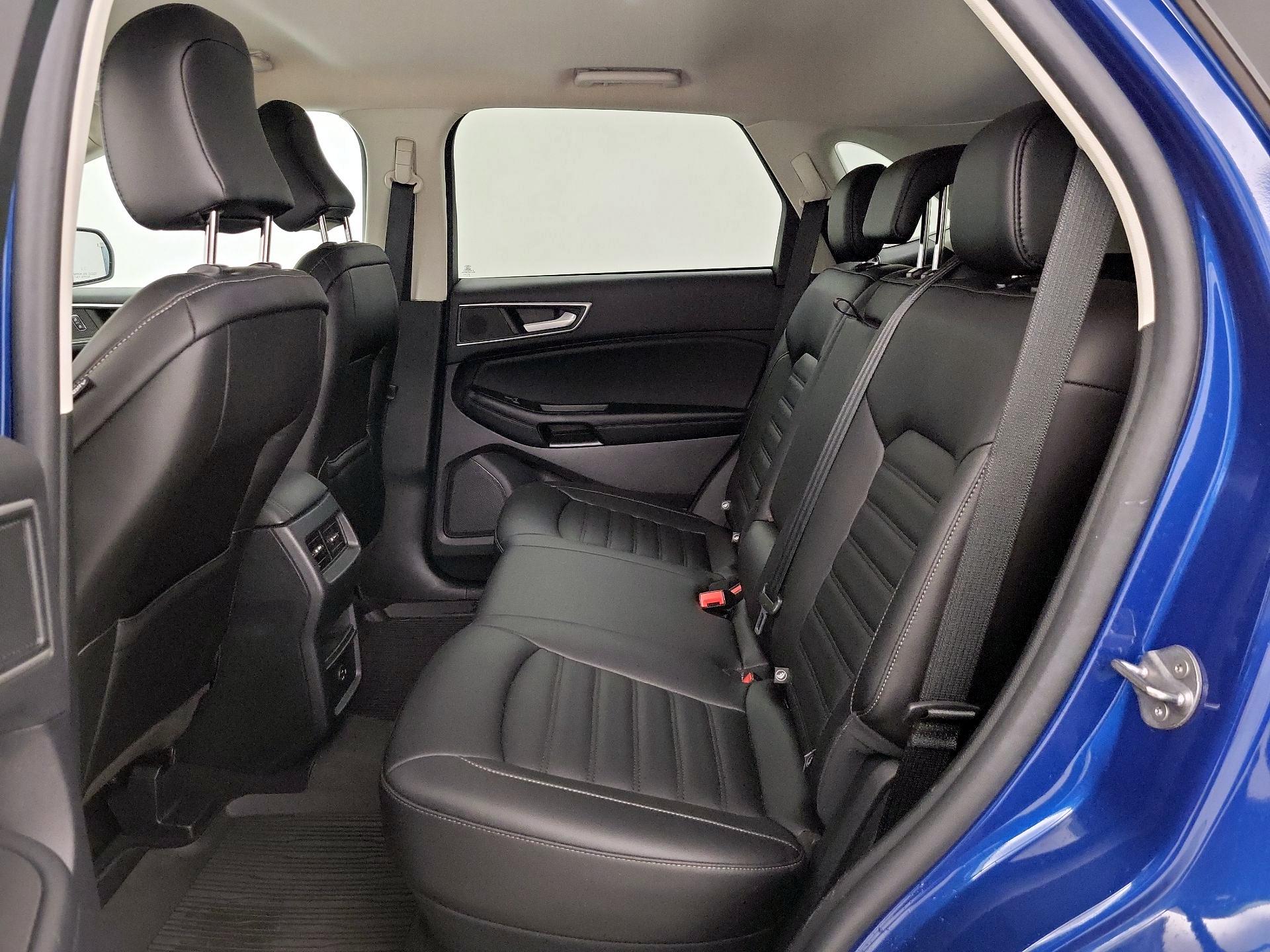 Thumbnail: 2021 Ford Edge - 20