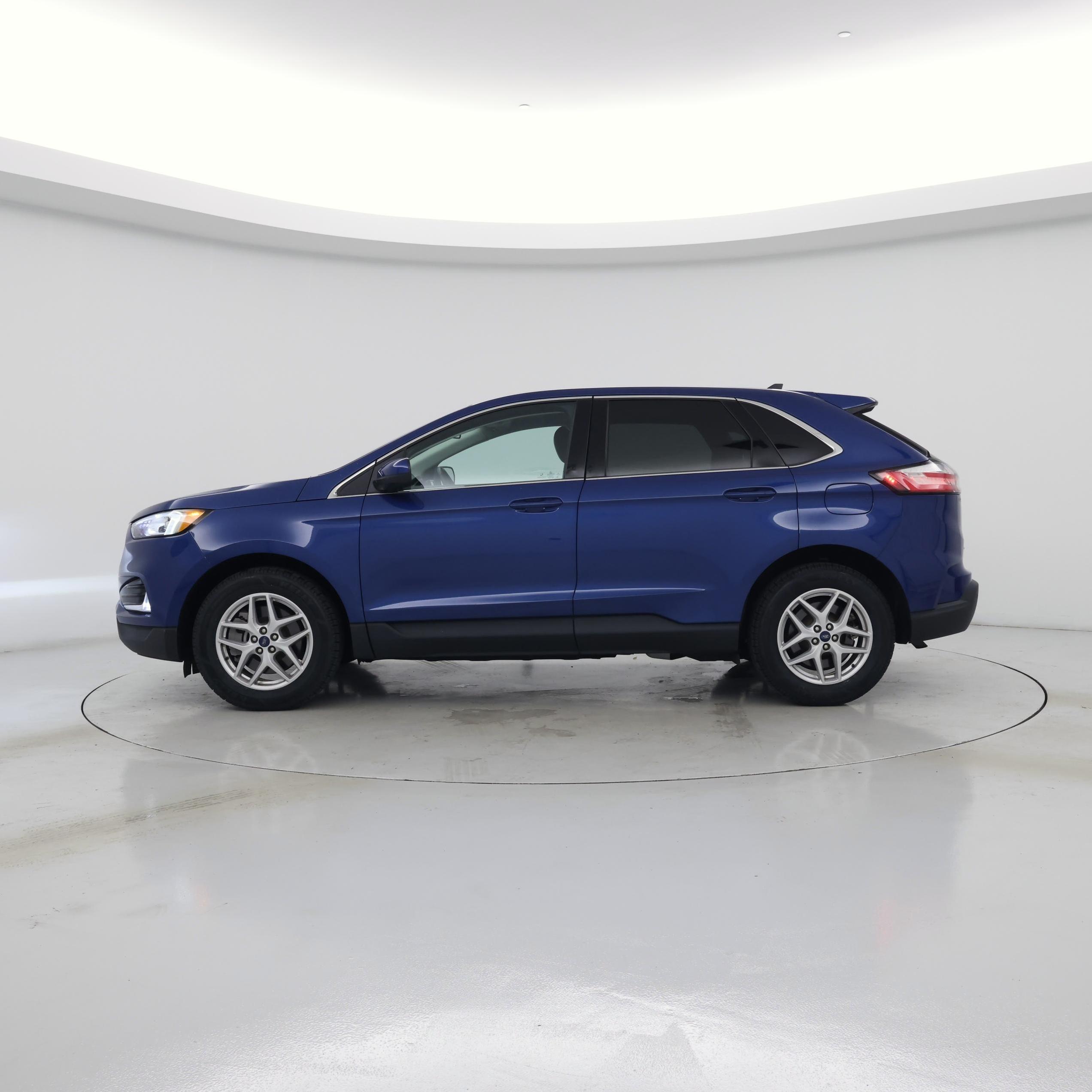 Thumbnail: 2021 Ford Edge - 3