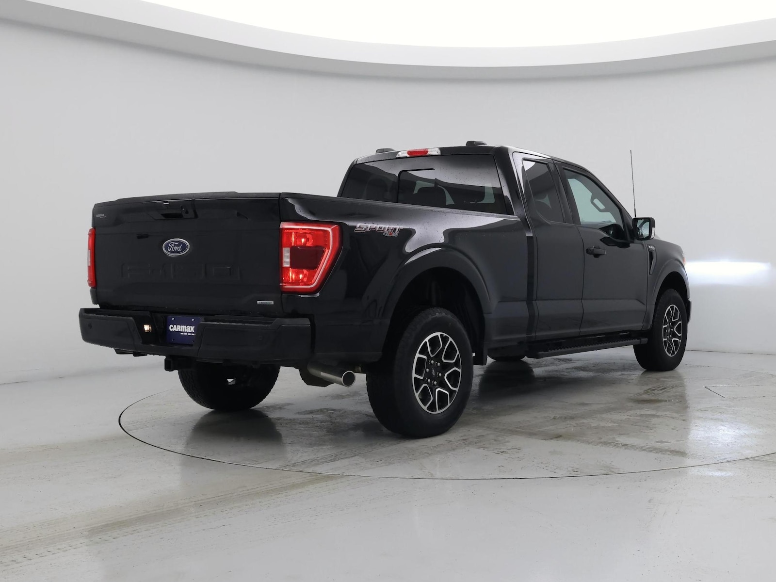 2023 Ford F-150 XLT - Photo 9