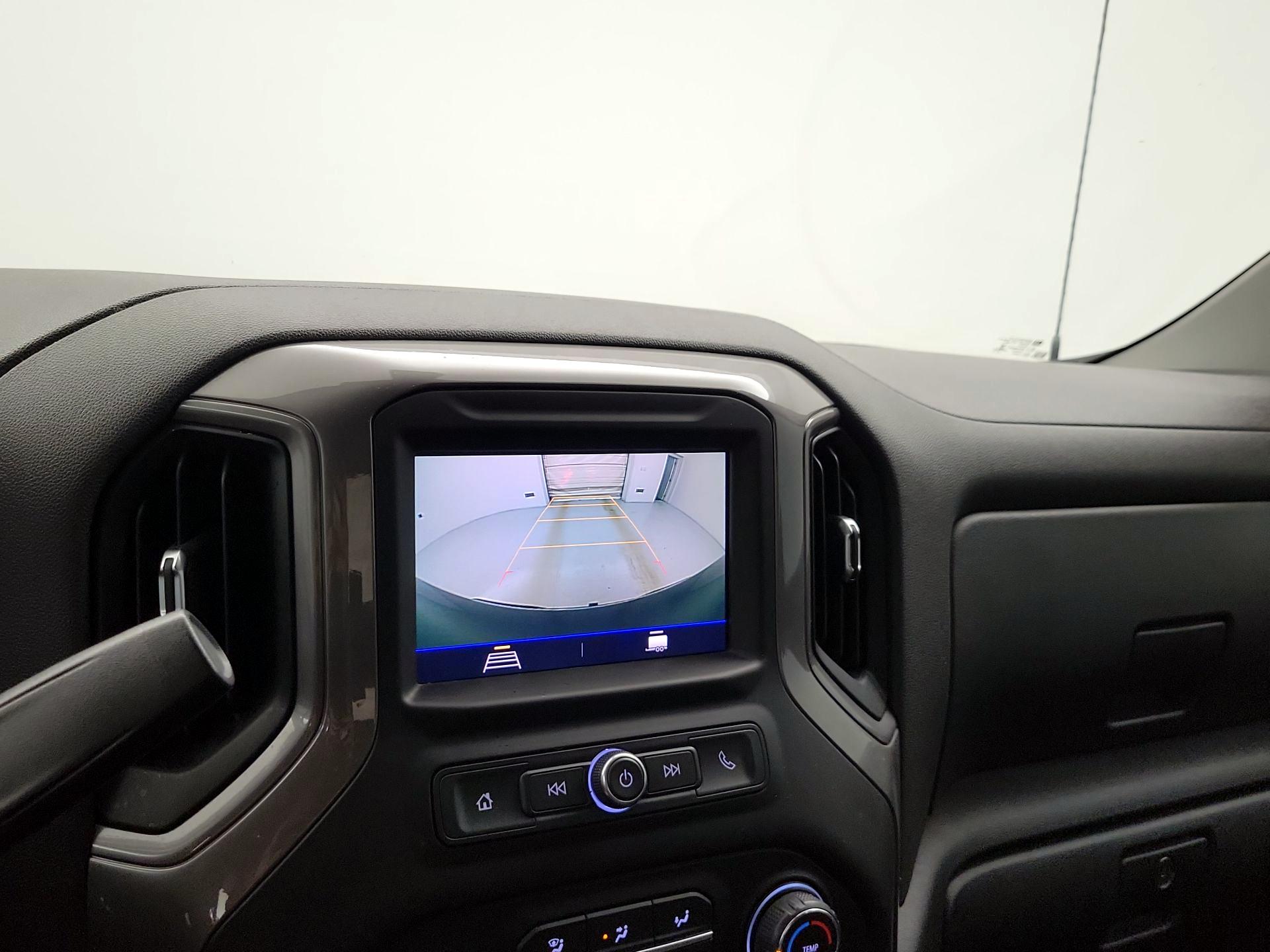 Thumbnail: 2021 Chevrolet Silverado 1500 - 14