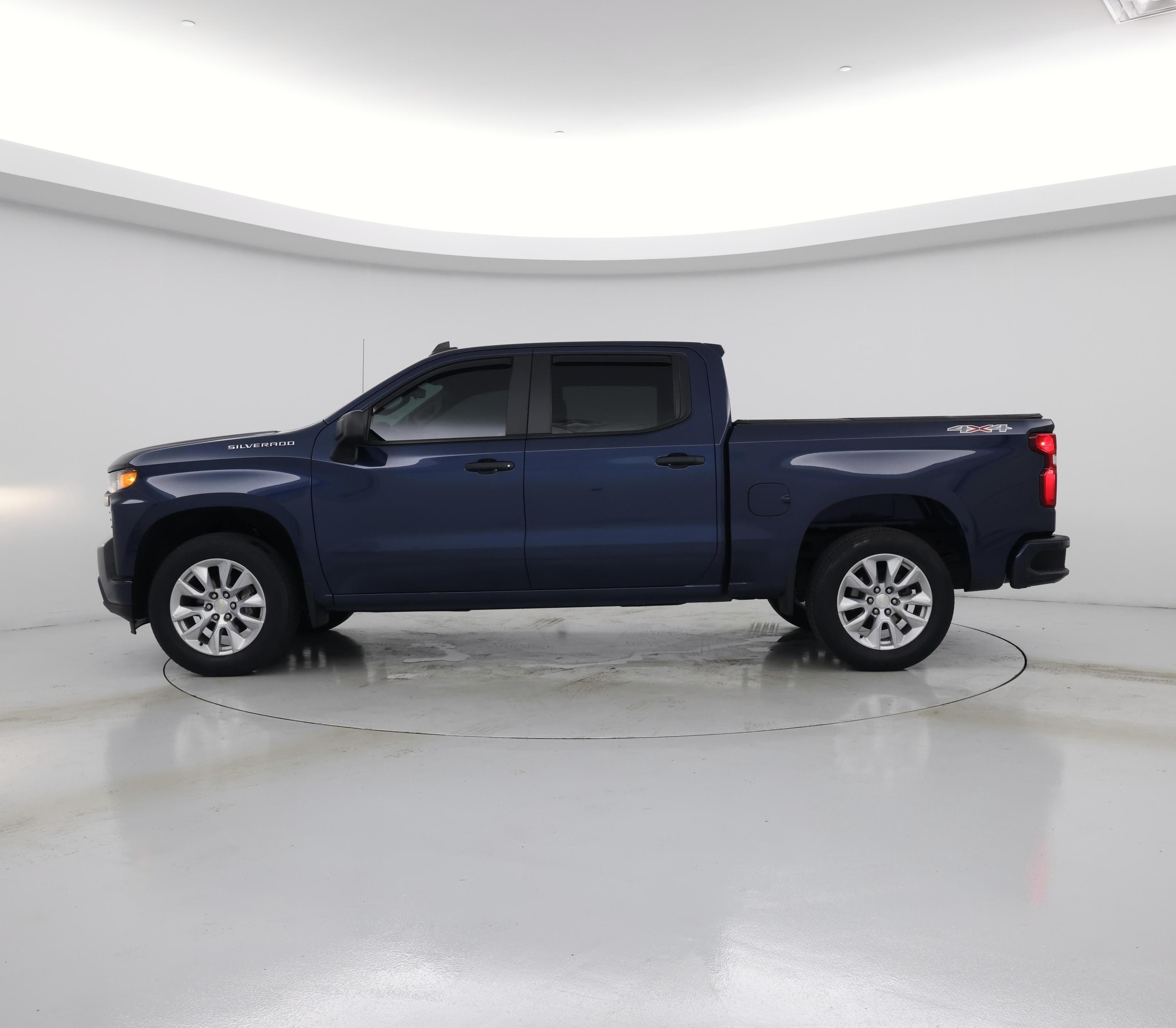 Thumbnail: 2021 Chevrolet Silverado 1500 - 3