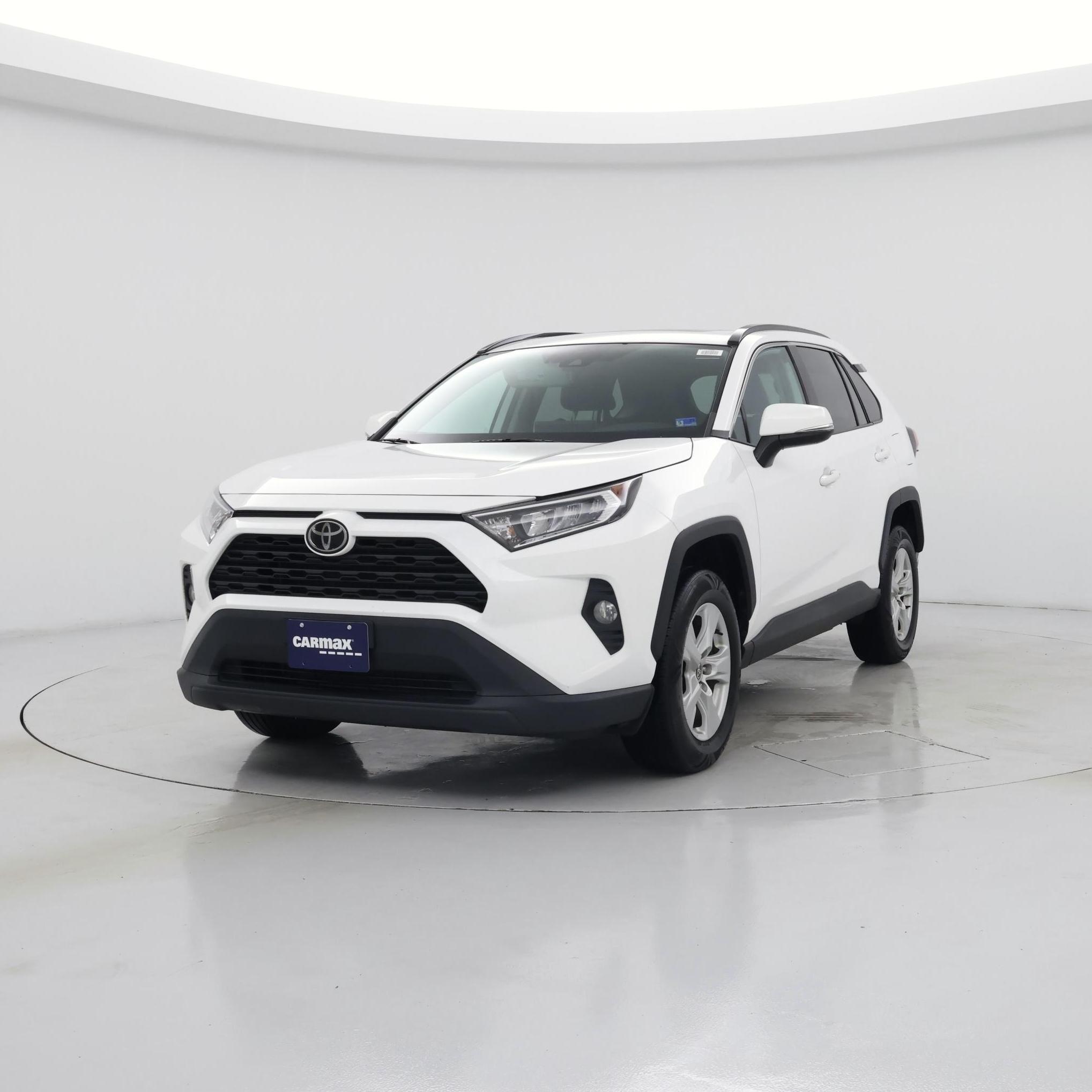 Thumbnail: 2021 Toyota RAV4 - 4