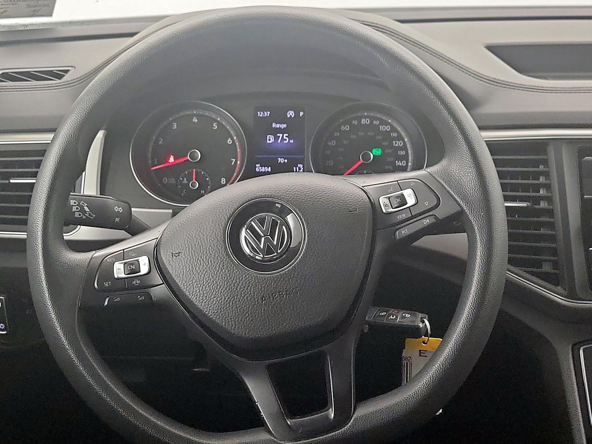 Thumbnail: 2019 Volkswagen Atlas - 10