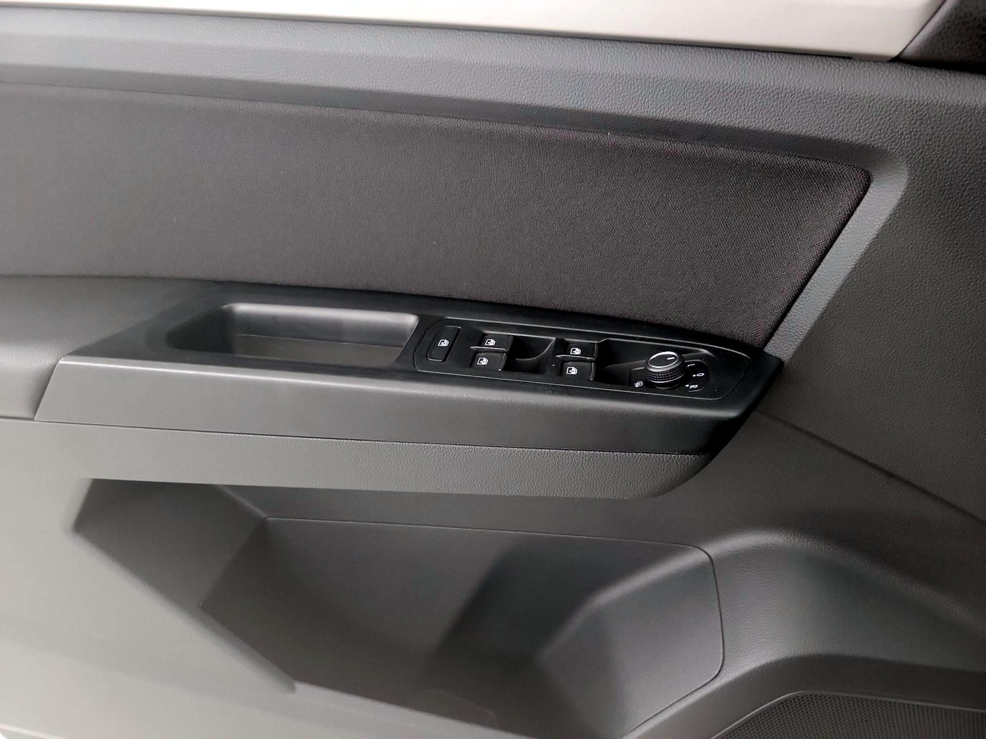 Thumbnail: 2019 Volkswagen Atlas - 12