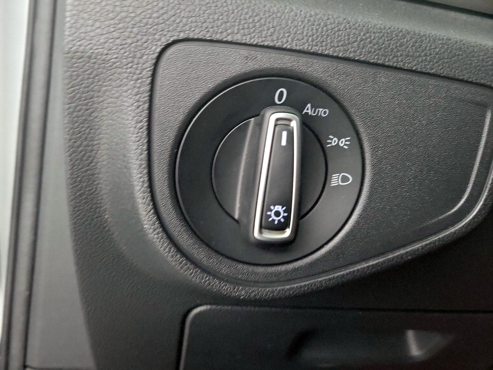 Thumbnail: 2019 Volkswagen Atlas - 13