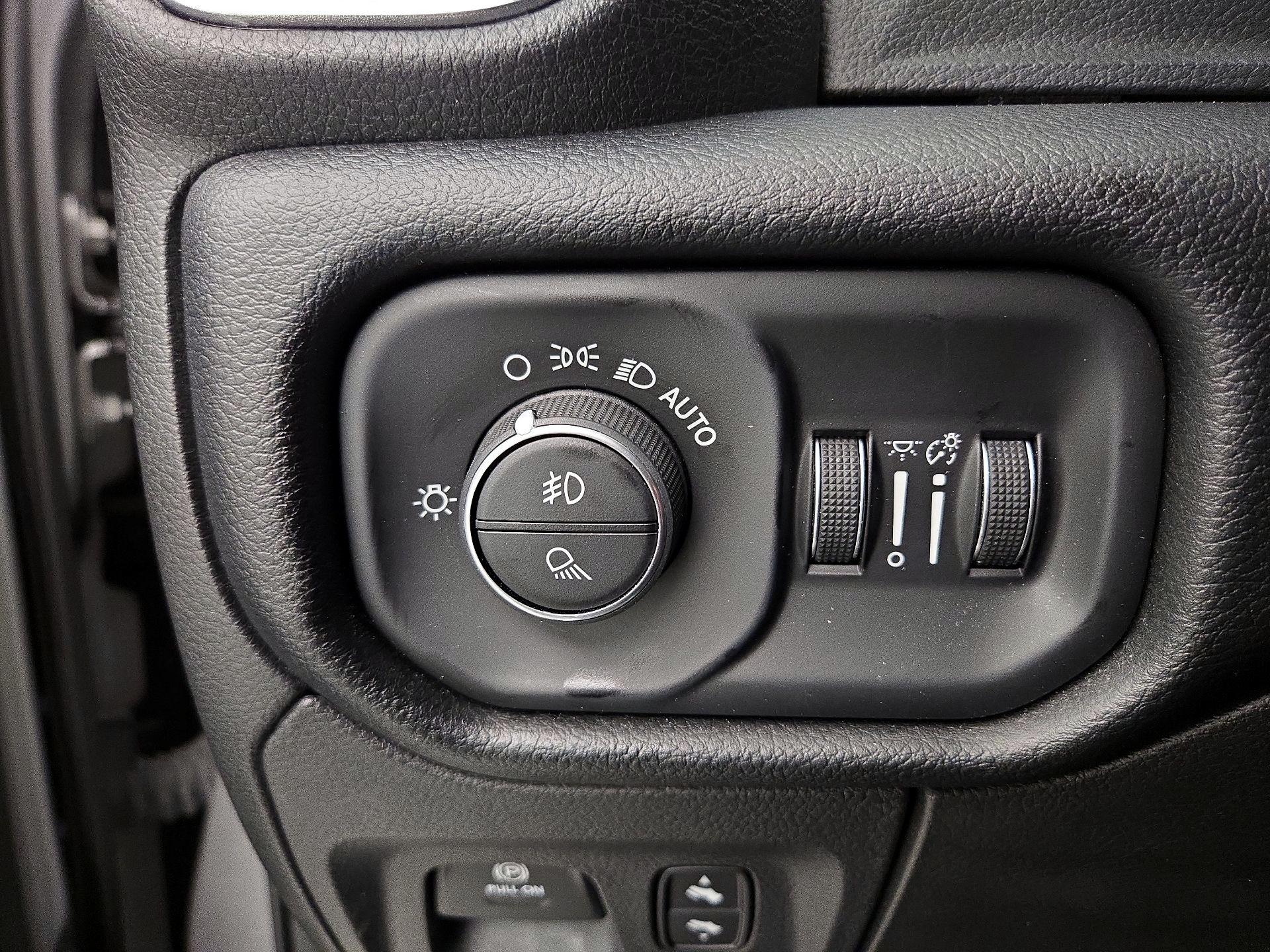 Thumbnail: 2022 RAM 1500 - 13