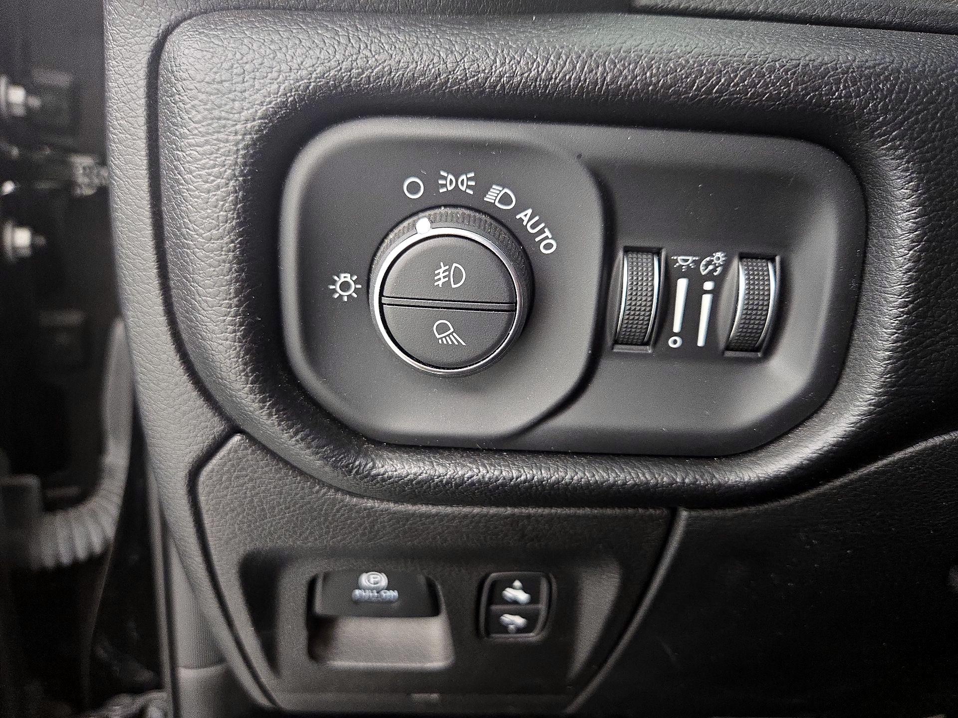 Thumbnail: 2022 RAM 1500 - 13