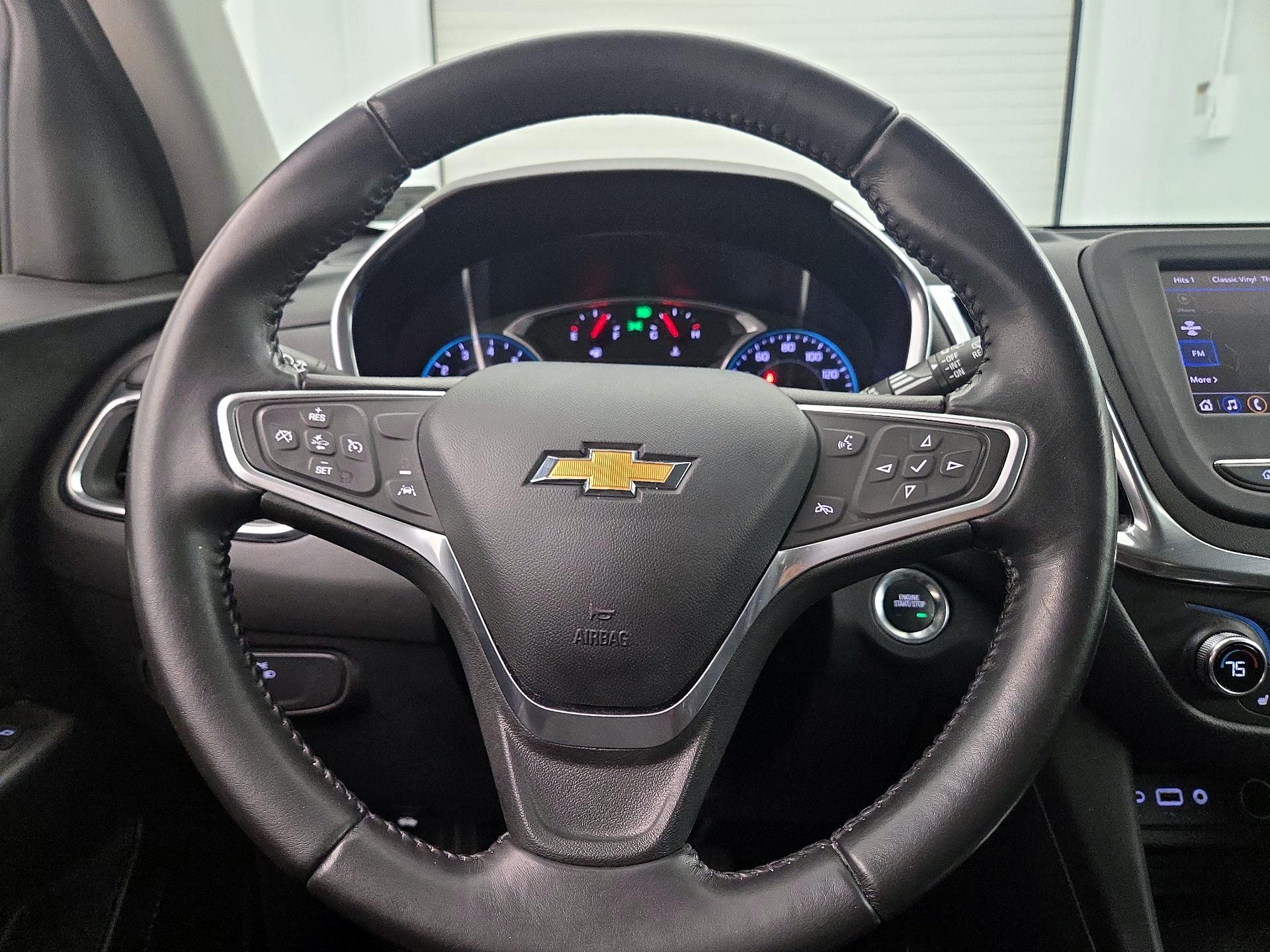 Thumbnail: 2022 Chevrolet Equinox - 10
