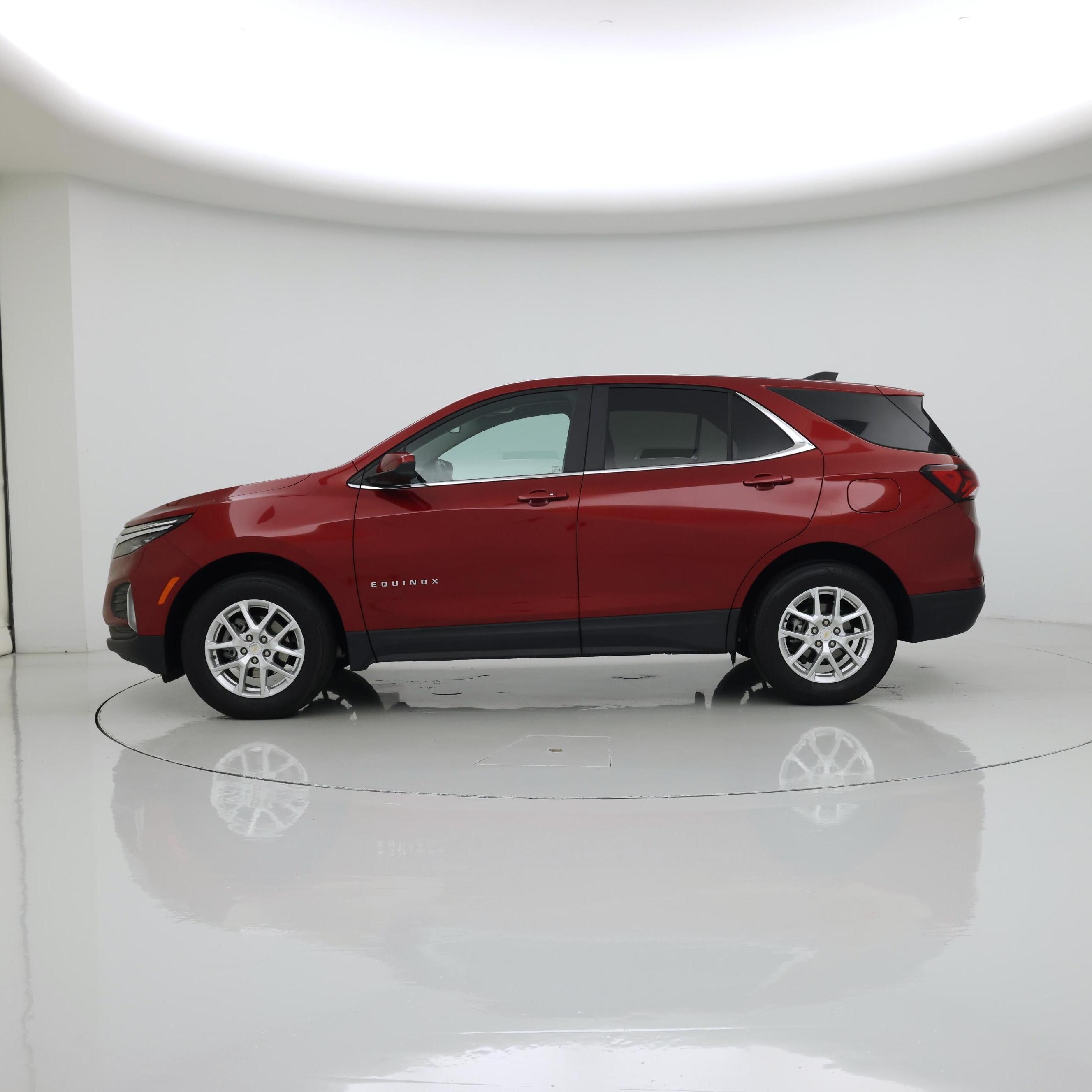 Thumbnail: 2022 Chevrolet Equinox - 3