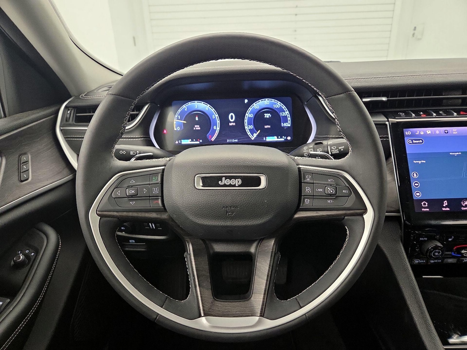 2023 Jeep Grand Cherokee L Limited - Photo 11