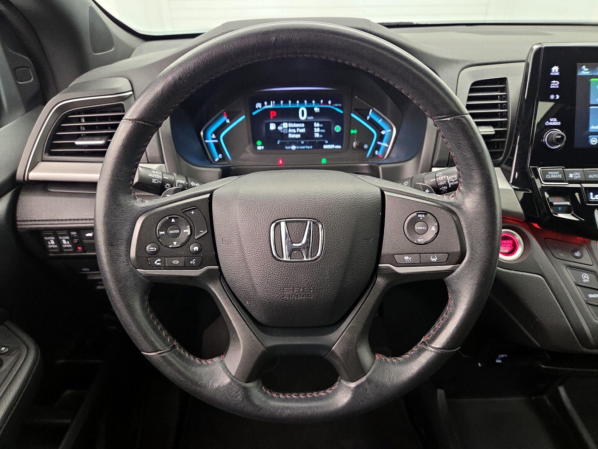 Thumbnail: 2023 Honda Odyssey - 10