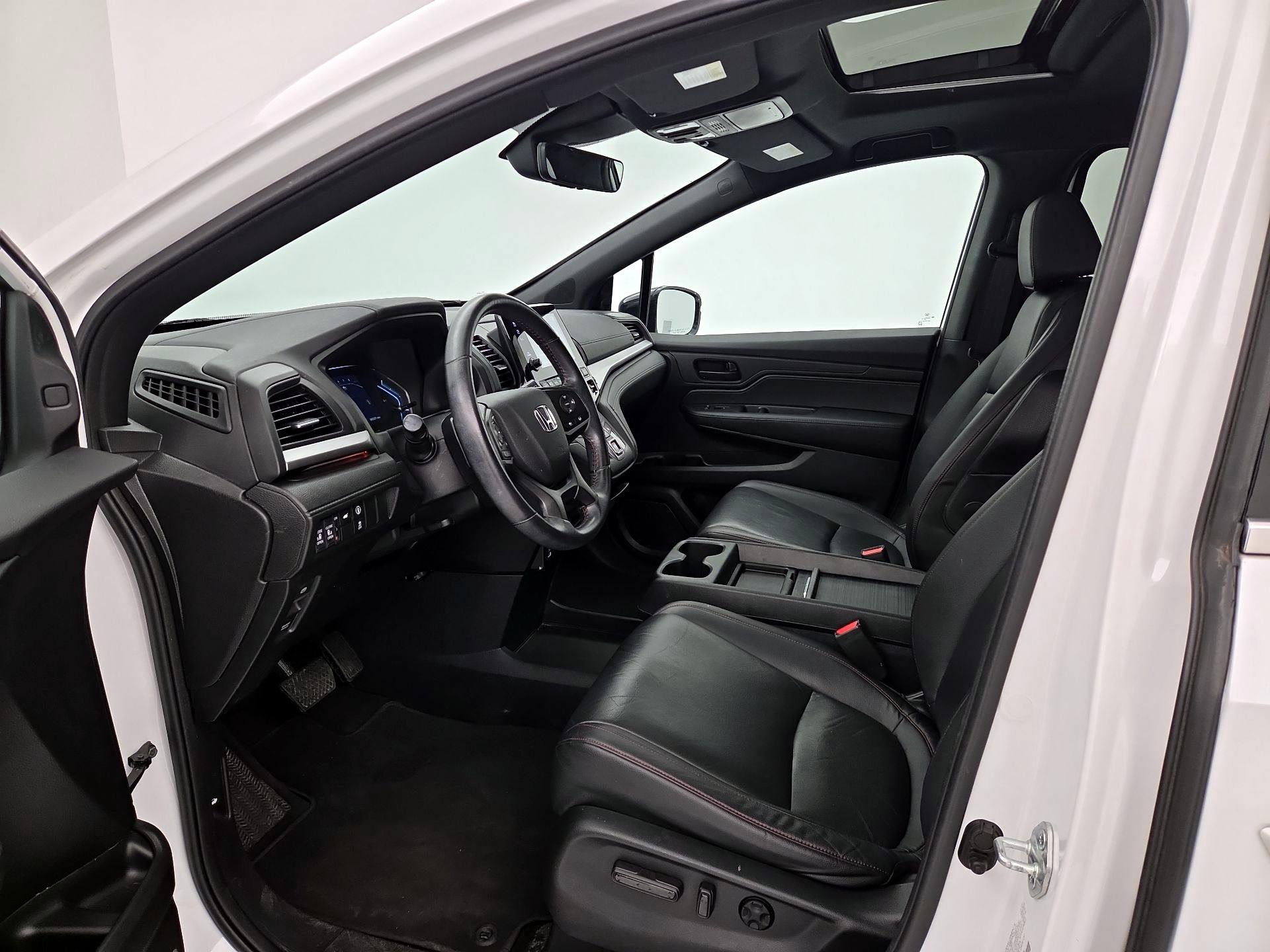 Thumbnail: 2023 Honda Odyssey - 11