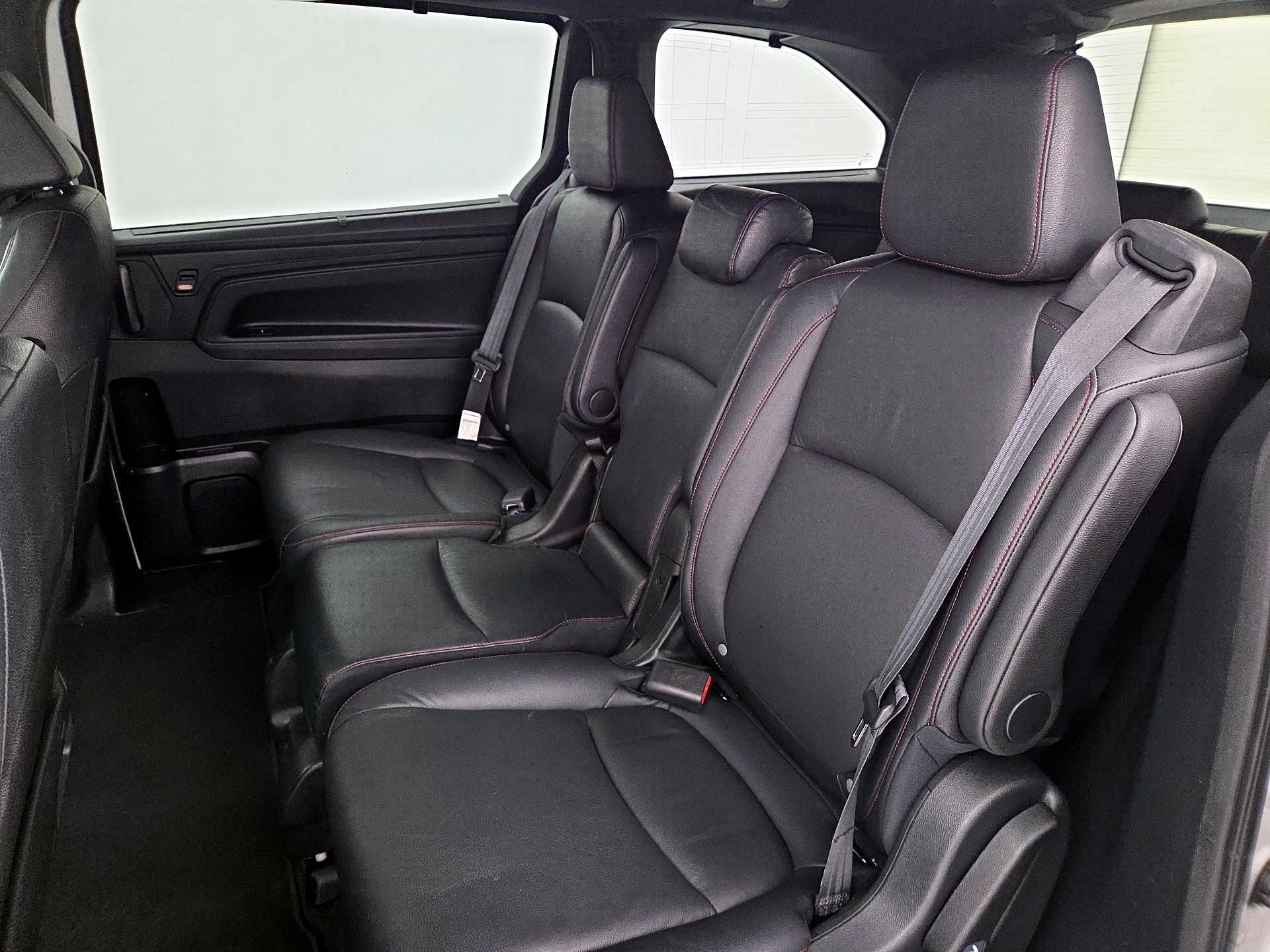 Thumbnail: 2023 Honda Odyssey - 20
