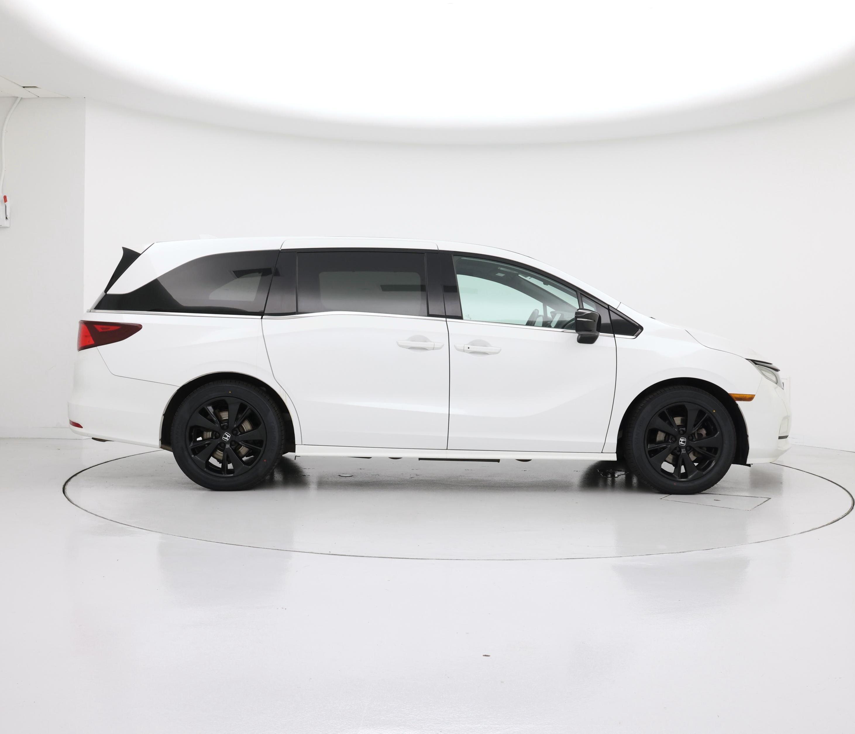 Thumbnail: 2023 Honda Odyssey - 7