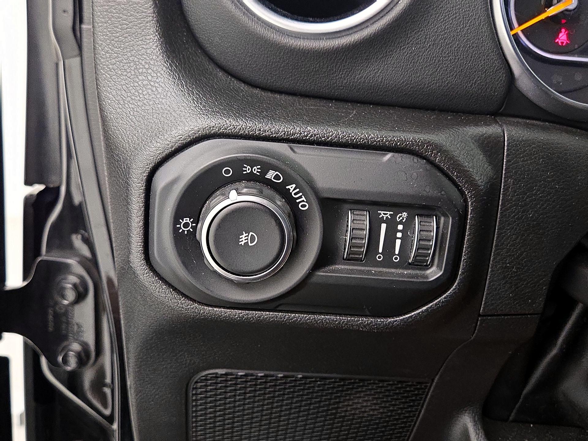 Thumbnail: 2022 Jeep Wrangler - 13