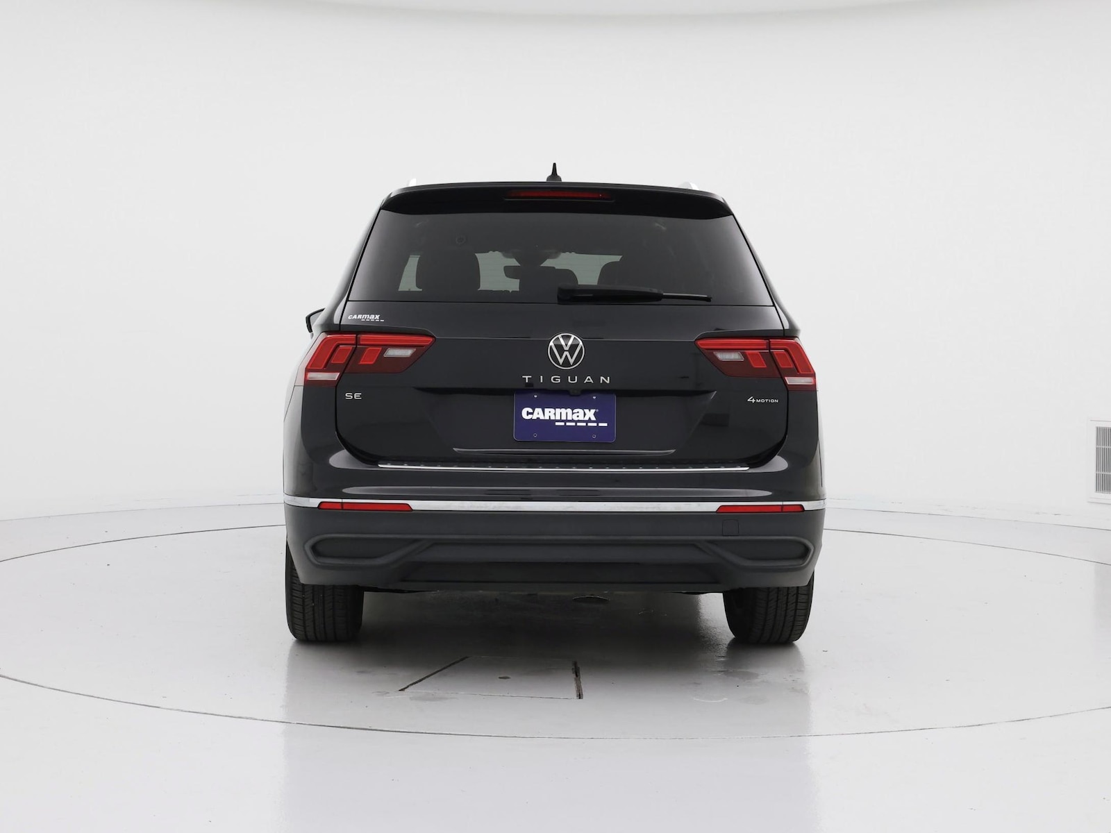 2023 Volkswagen Tiguan SE - Photo 7