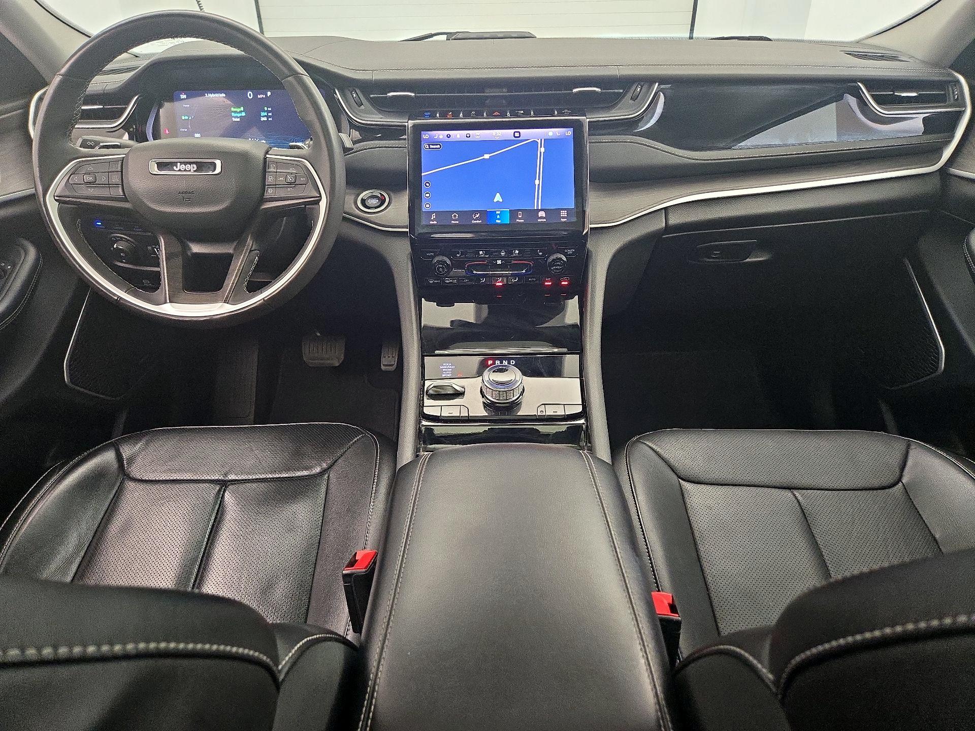 Thumbnail: 2022 Jeep Grand Cherokee - 9