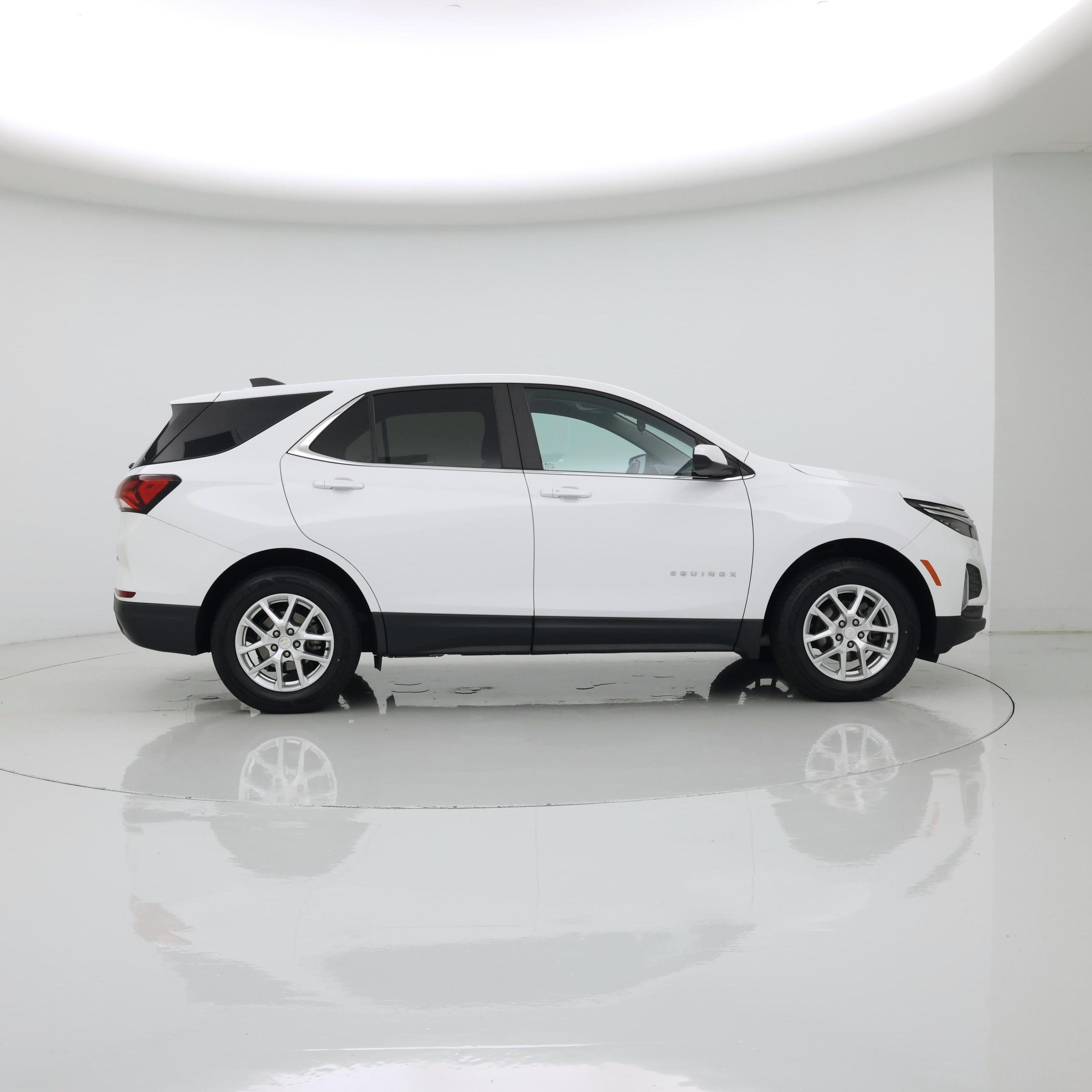 Thumbnail: 2022 Chevrolet Equinox - 7