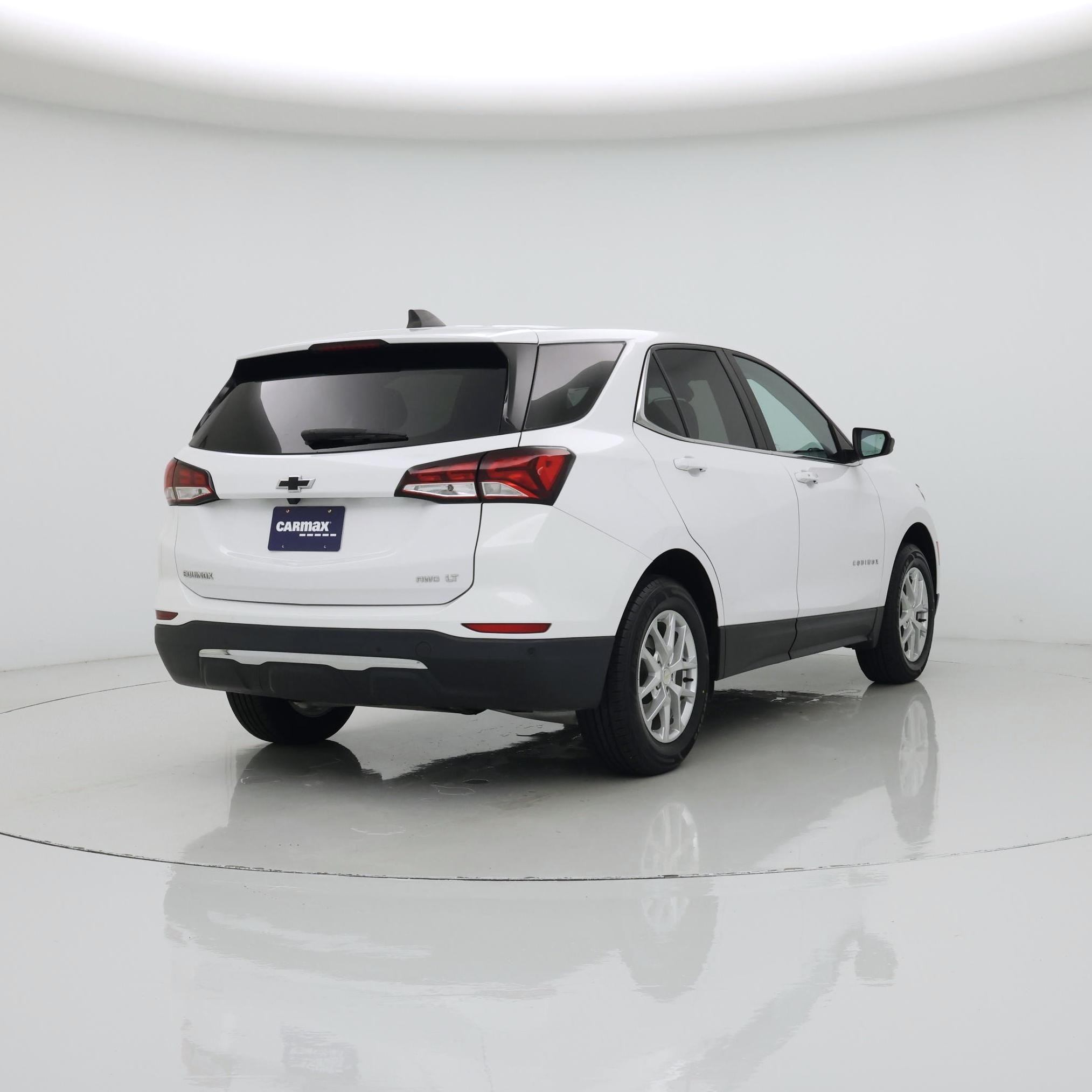 Thumbnail: 2022 Chevrolet Equinox - 8