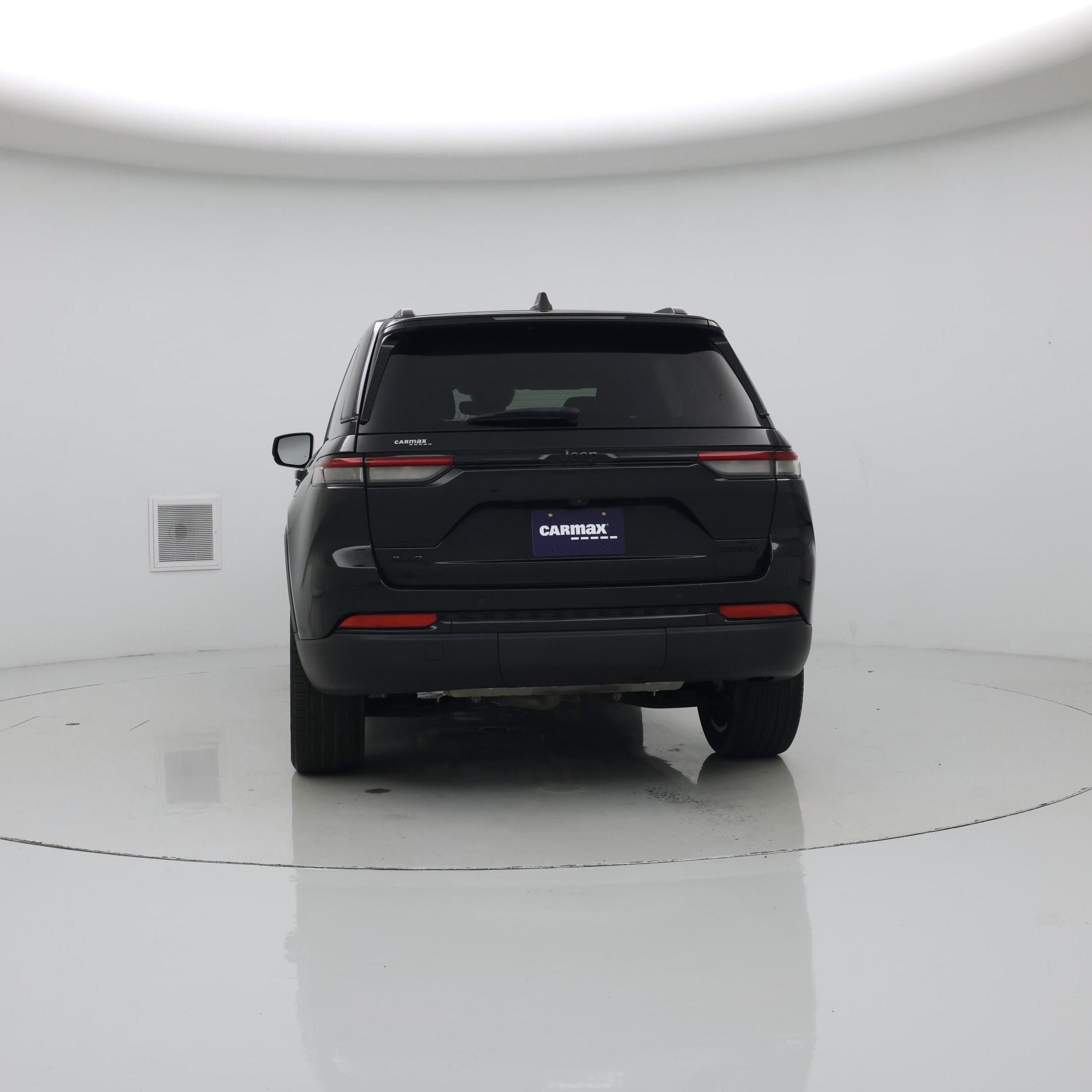 Thumbnail: 2023 Jeep Grand Cherokee - 6