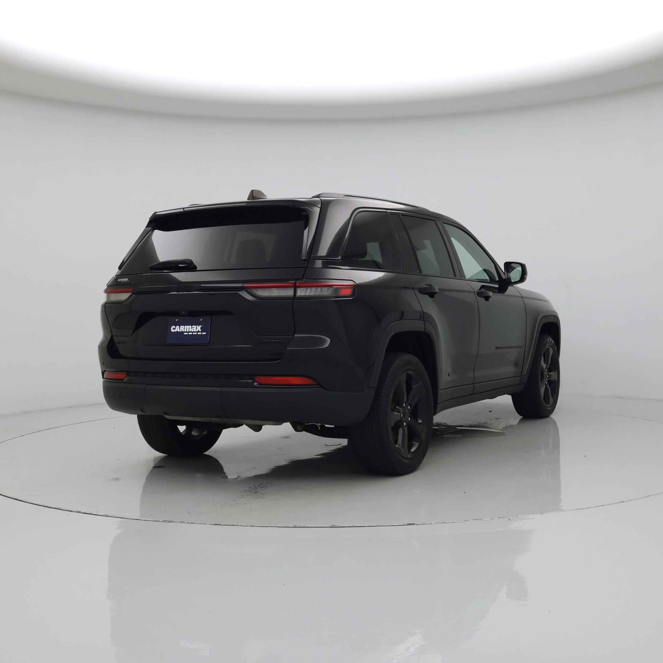 Thumbnail: 2023 Jeep Grand Cherokee - 8