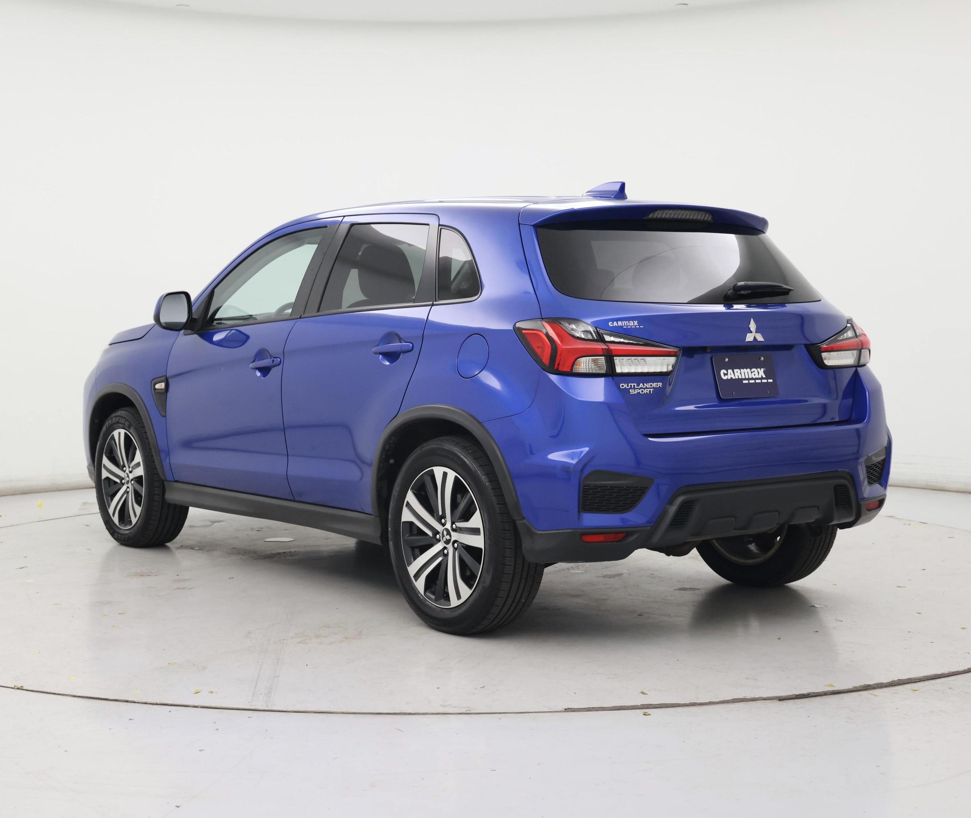 Thumbnail: 2020 Mitsubishi Outlander Sport - 2