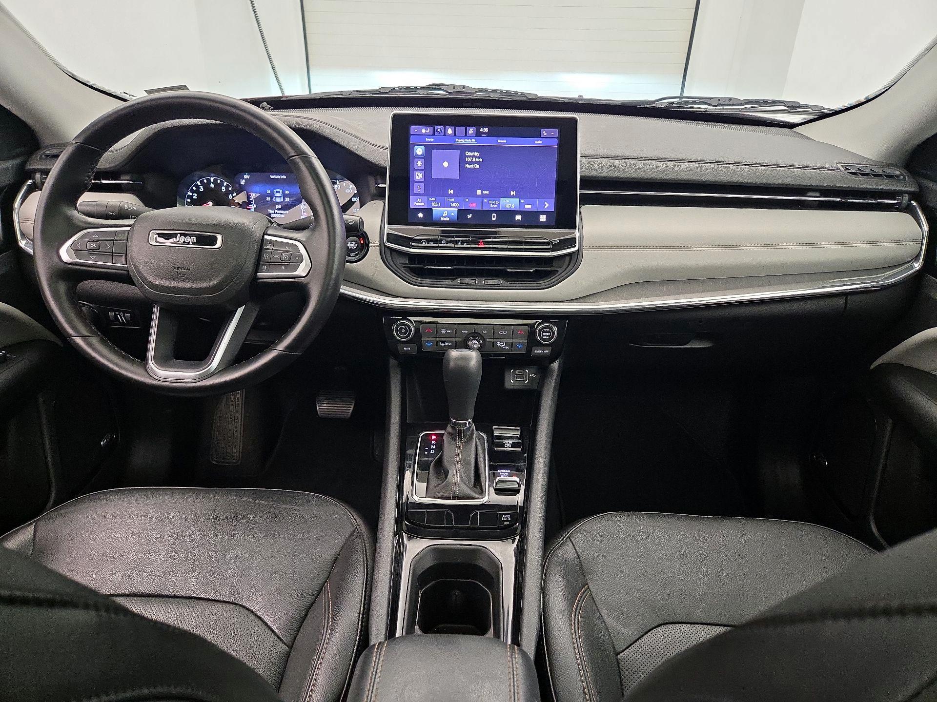 Thumbnail: 2022 Jeep Compass - 9