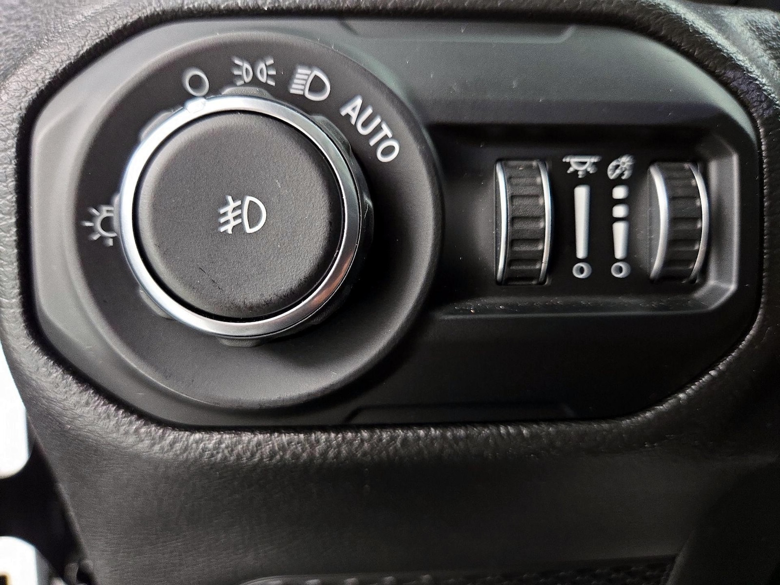2022 Jeep Wrangler Unlimited Willys - Photo 14