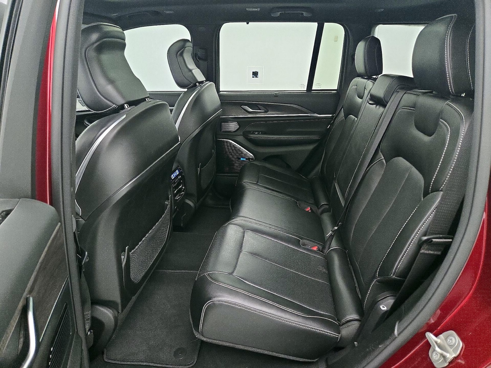 2023 Jeep Grand Cherokee Overland 4xe - Photo 22