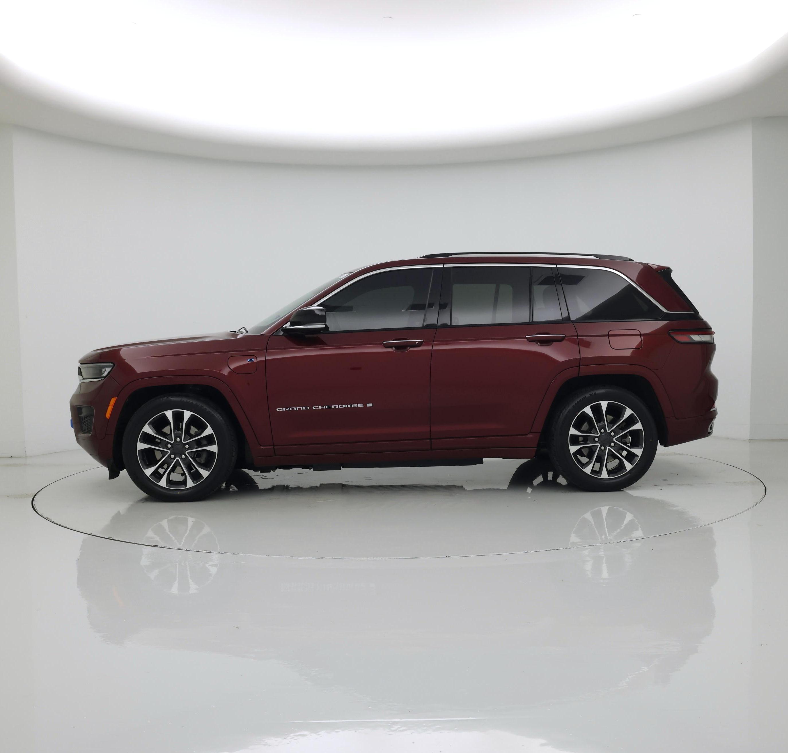 Thumbnail: 2023 Jeep Grand Cherokee - 3