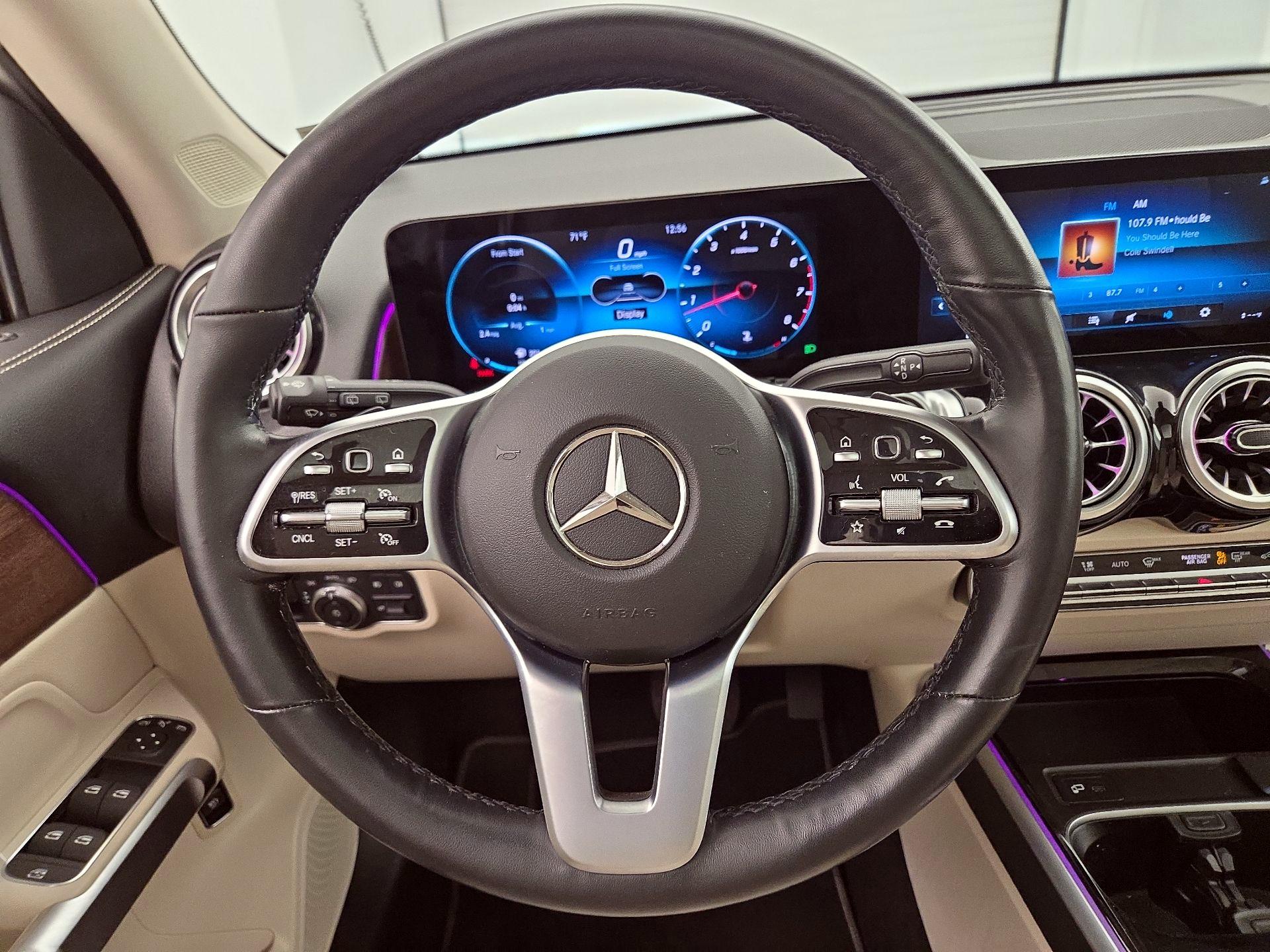 Thumbnail: 2022 Mercedes-Benz GLB - 10
