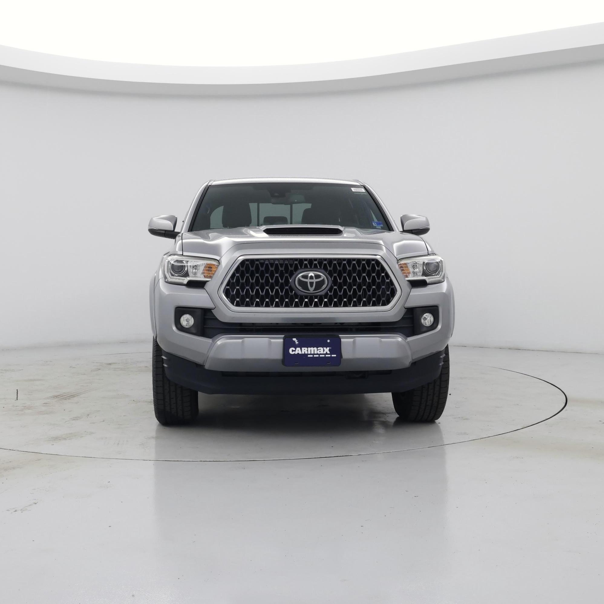 Thumbnail: 2019 Toyota Tacoma - 5