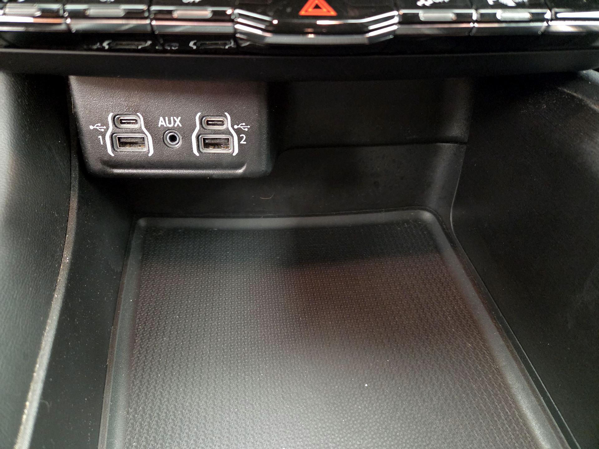 Thumbnail: 2023 Dodge Durango - 18