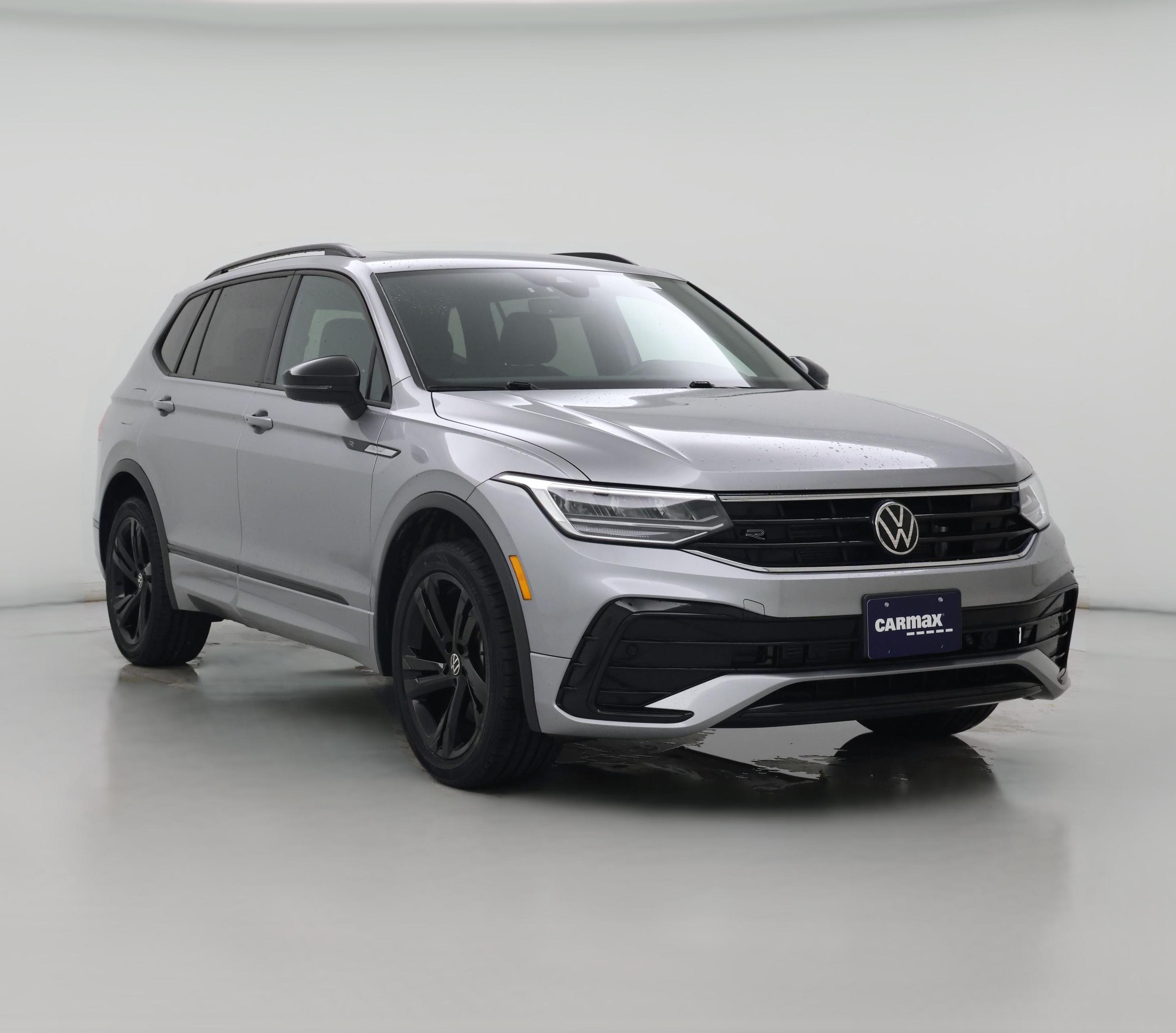 Thumbnail: 2023 Volkswagen Tiguan - 1