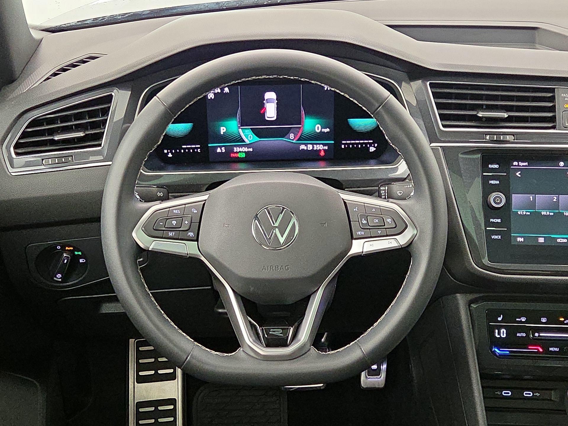 Thumbnail: 2023 Volkswagen Tiguan - 10