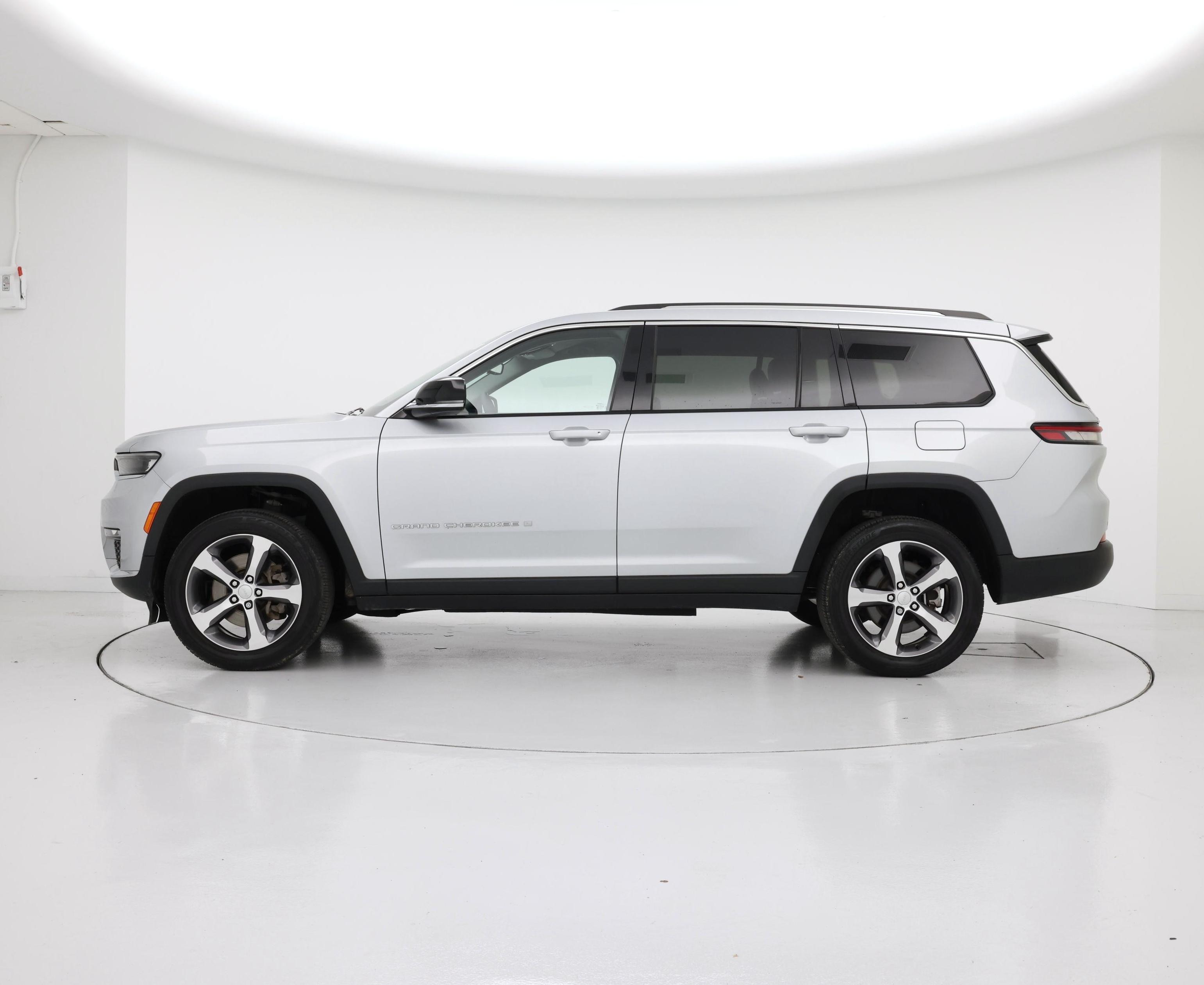 Thumbnail: 2023 Jeep Grand Cherokee L - 3