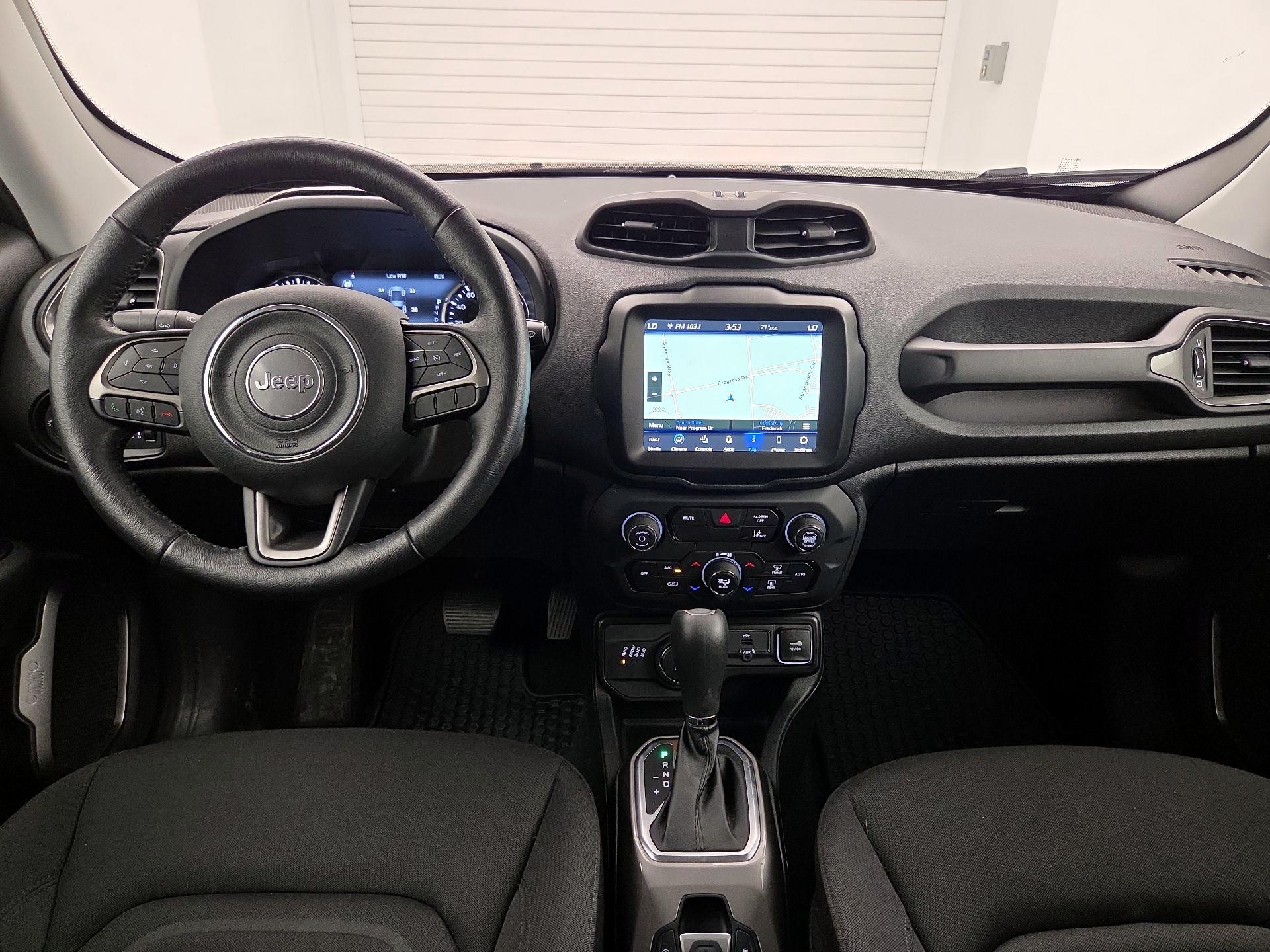 Thumbnail: 2022 Jeep Renegade - 9