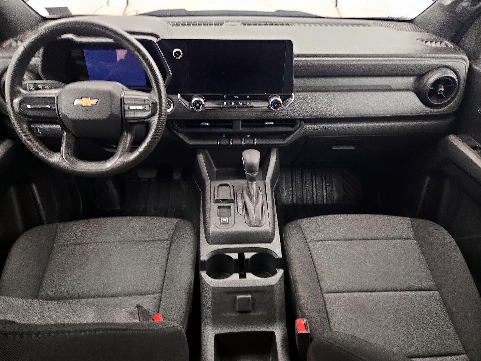 Thumbnail: 2023 Chevrolet Colorado - 9