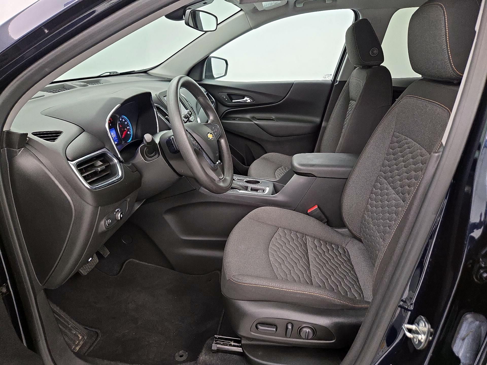 Thumbnail: 2021 Chevrolet Equinox - 11