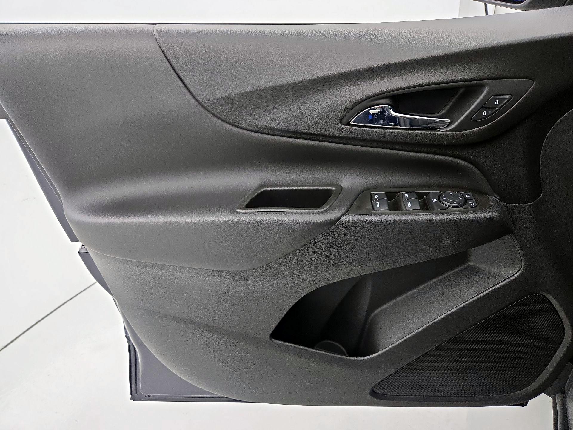Thumbnail: 2021 Chevrolet Equinox - 12