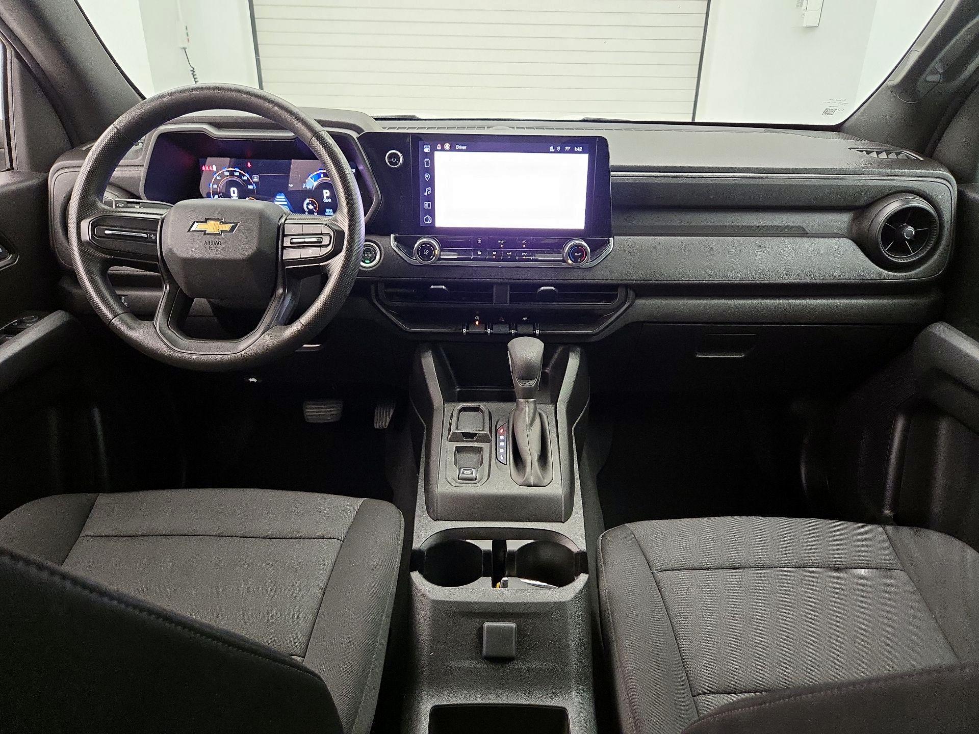 Thumbnail: 2024 Chevrolet Colorado - 9