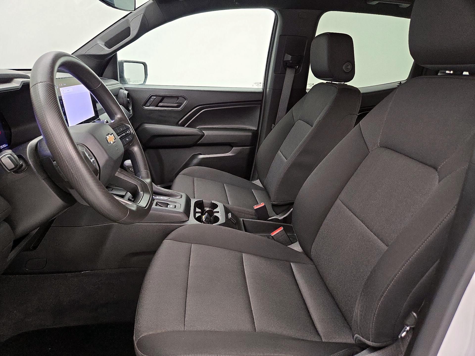 Thumbnail: 2024 Chevrolet Colorado - 11