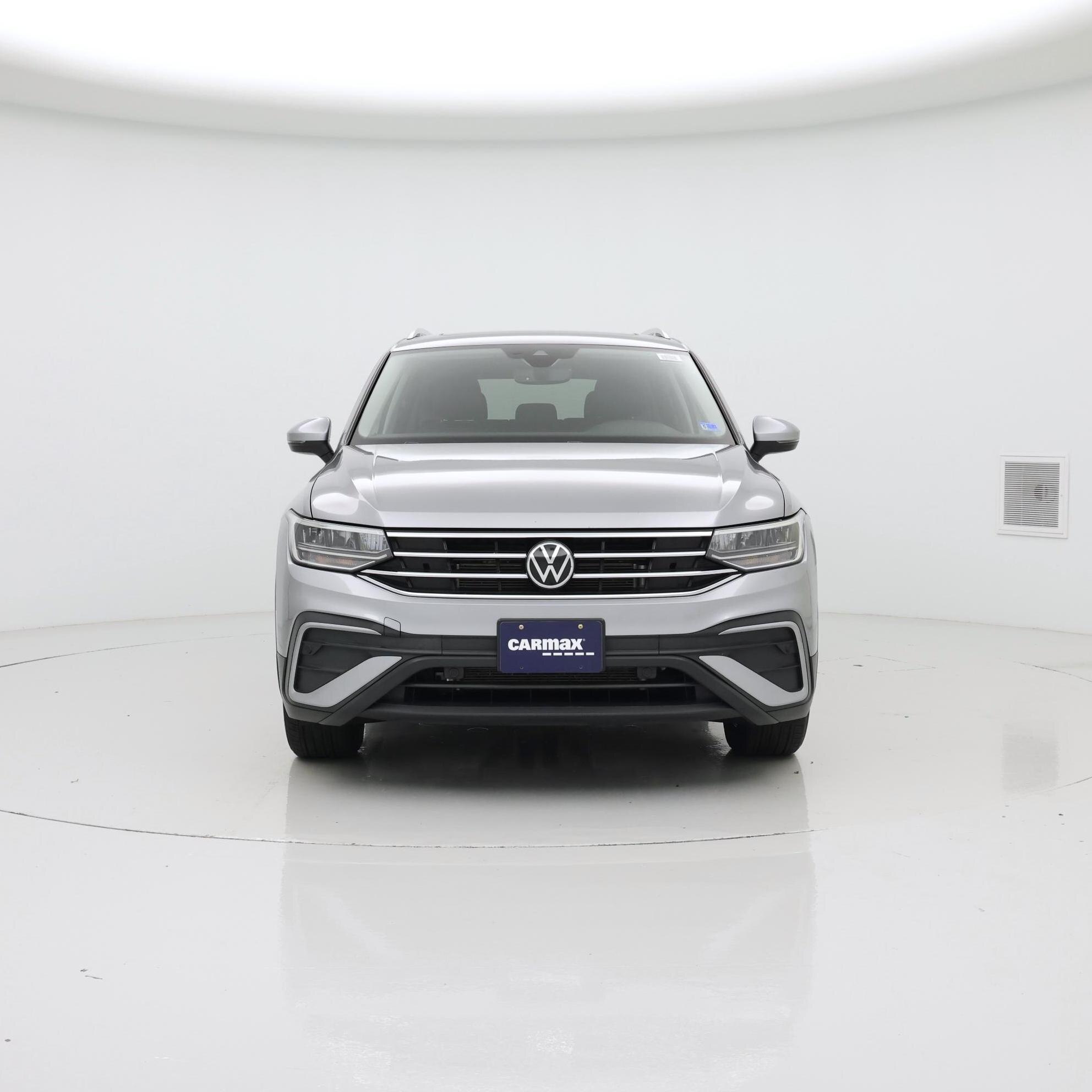 Thumbnail: 2022 Volkswagen Tiguan - 5