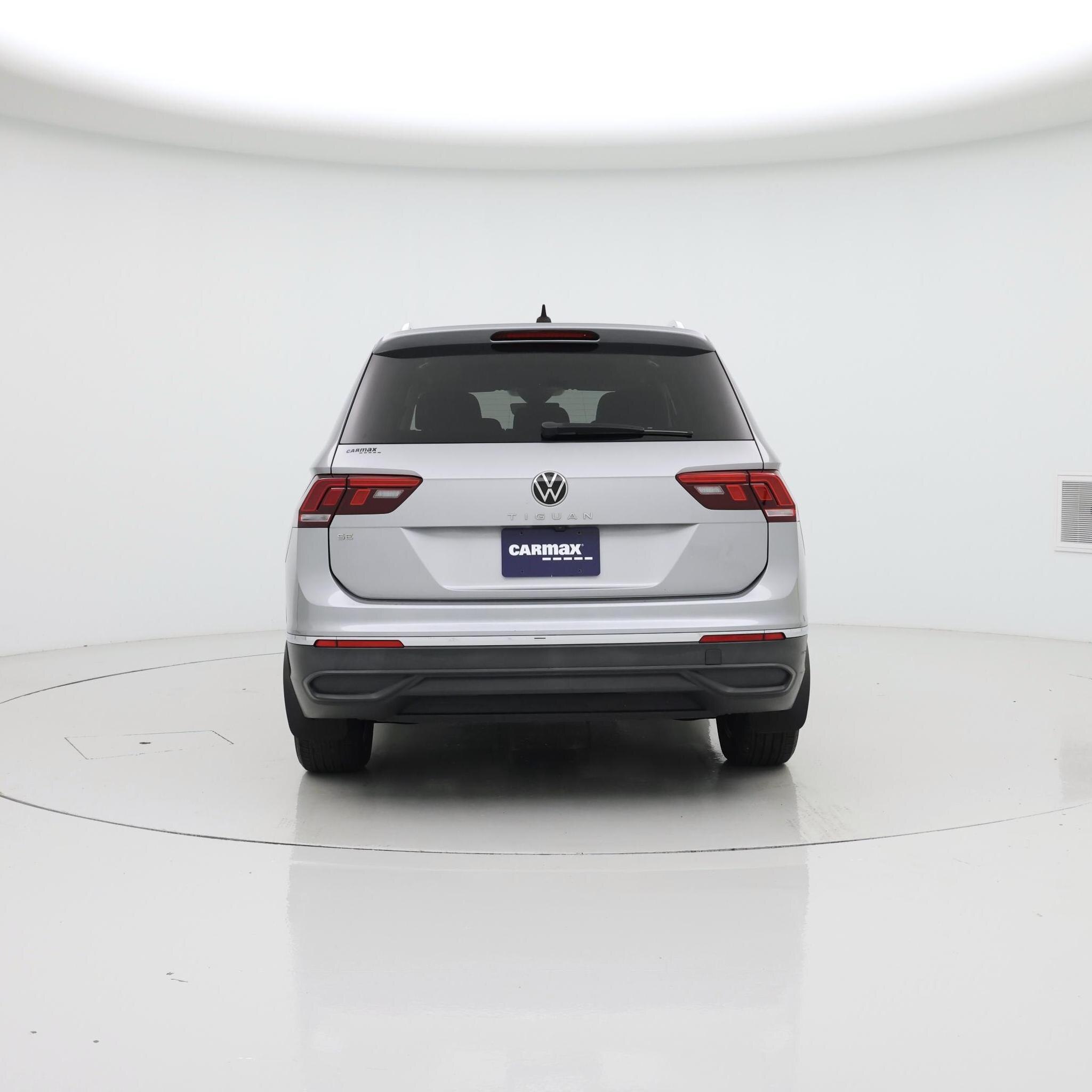 Thumbnail: 2022 Volkswagen Tiguan - 6