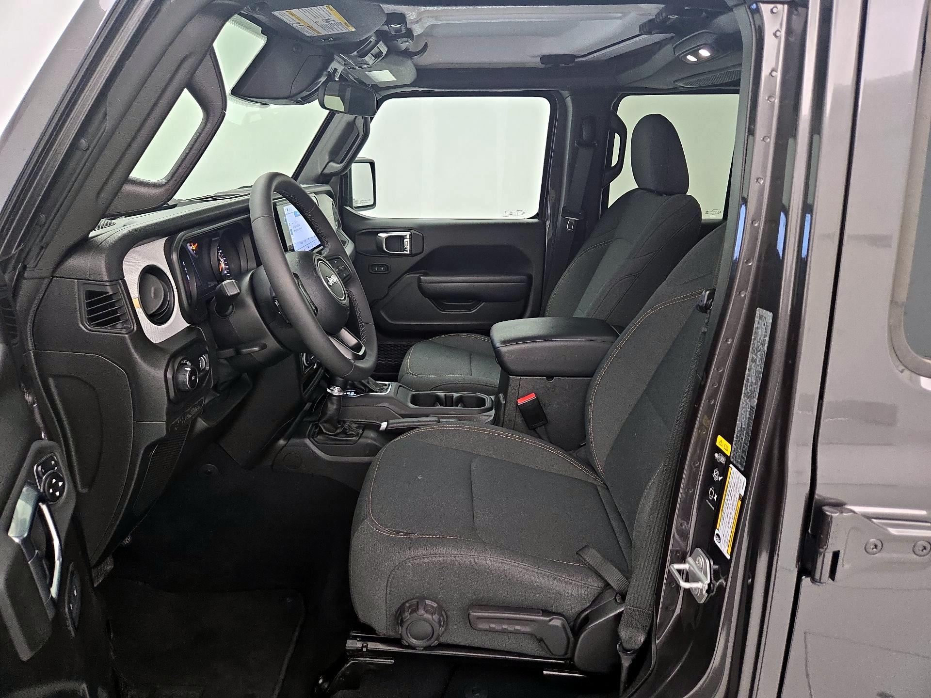Thumbnail: 2025 Jeep Wrangler - 11